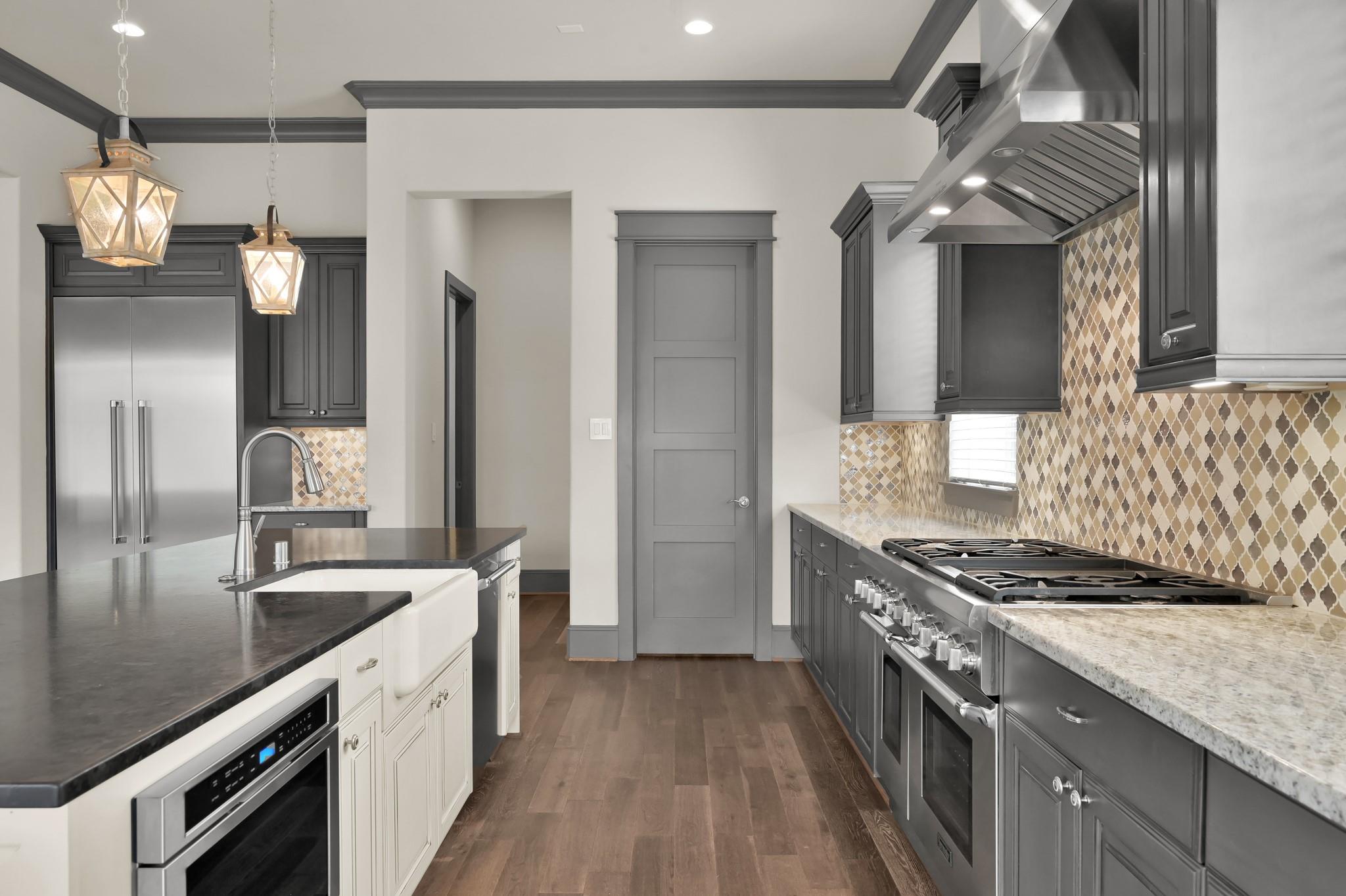 2331 Bottlebrush Lane