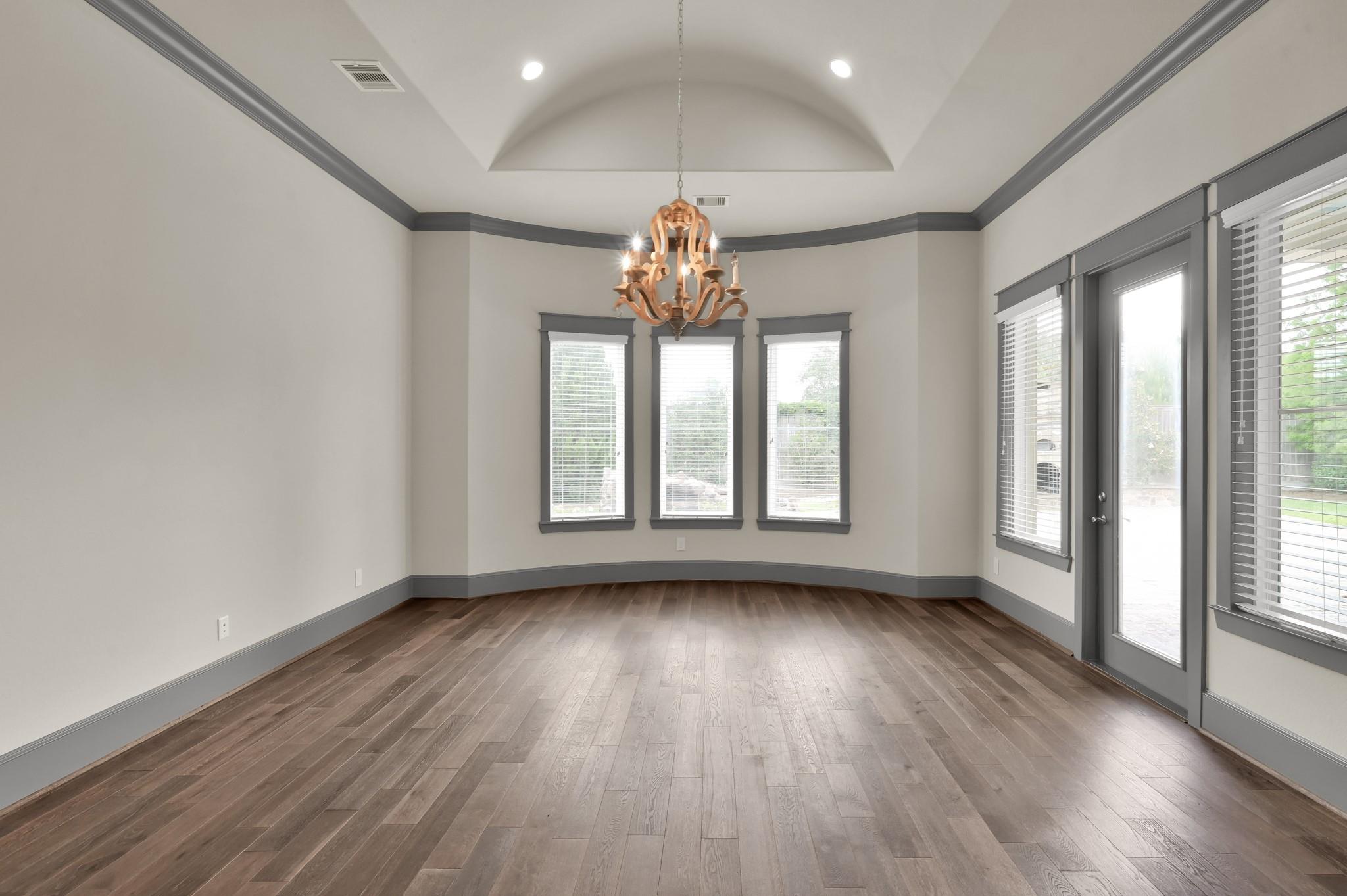 2331 Bottlebrush Lane