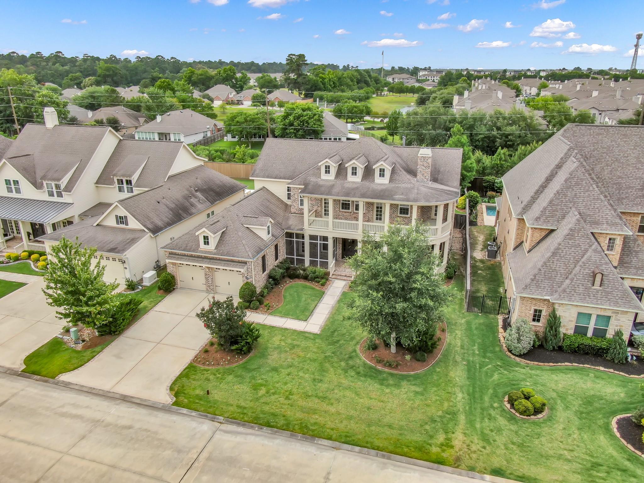 2331 Bottlebrush Lane
