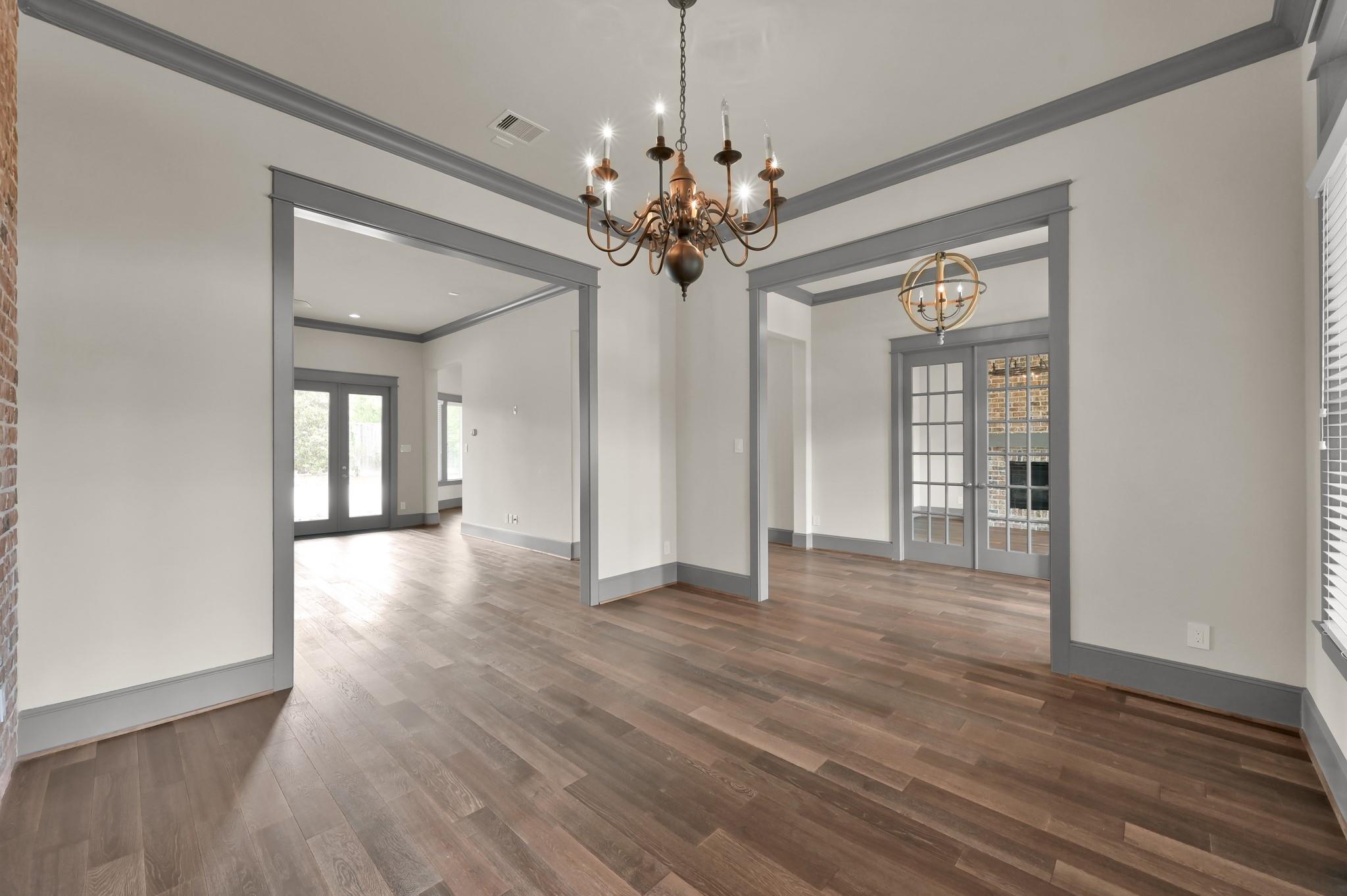 2331 Bottlebrush Lane