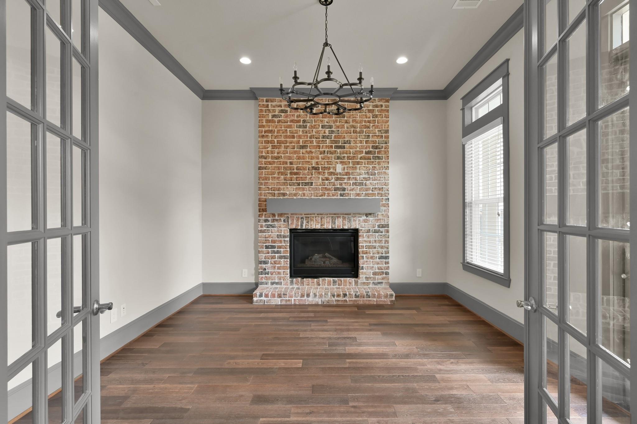 2331 Bottlebrush Lane
