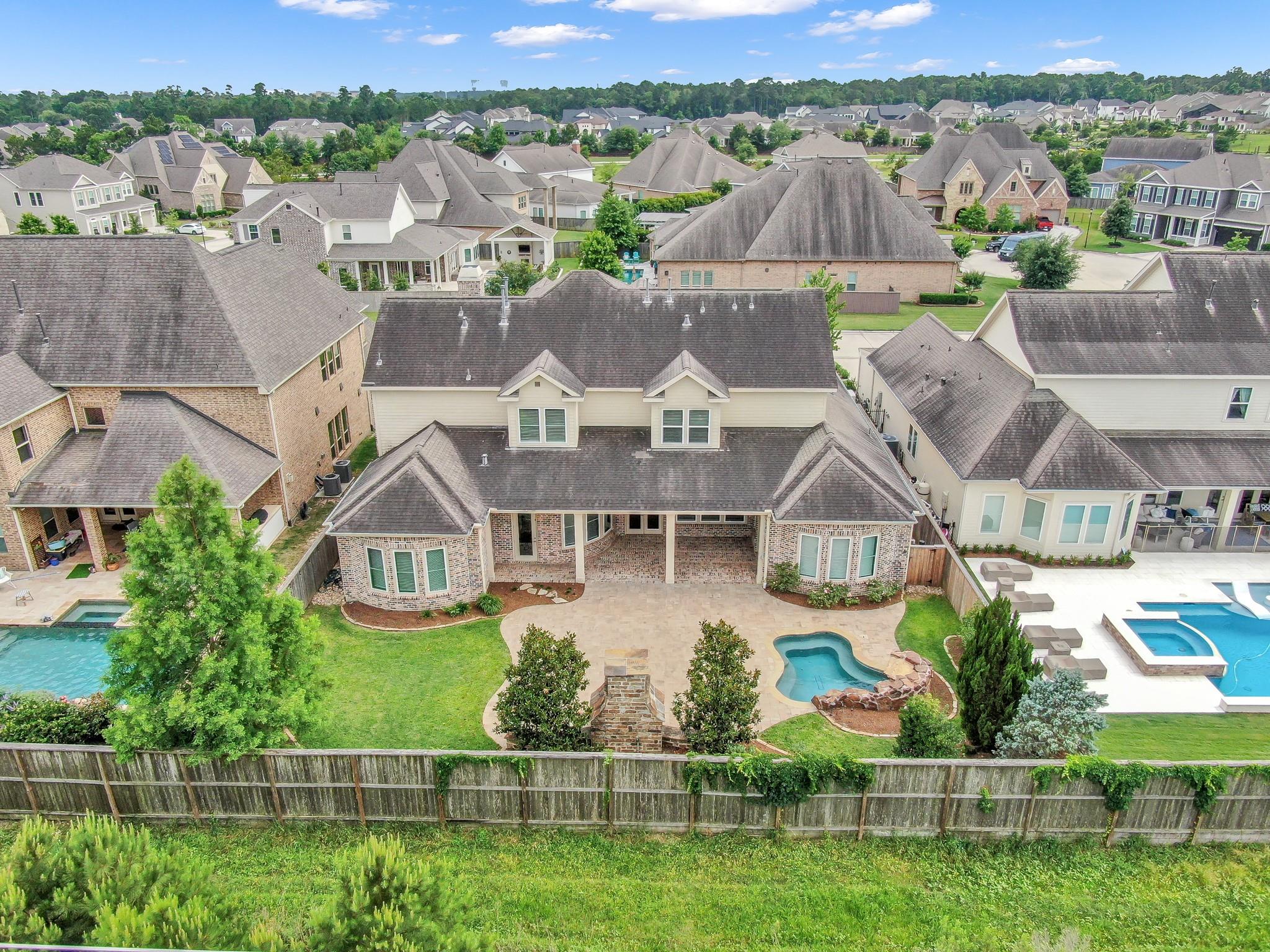 2331 Bottlebrush Lane