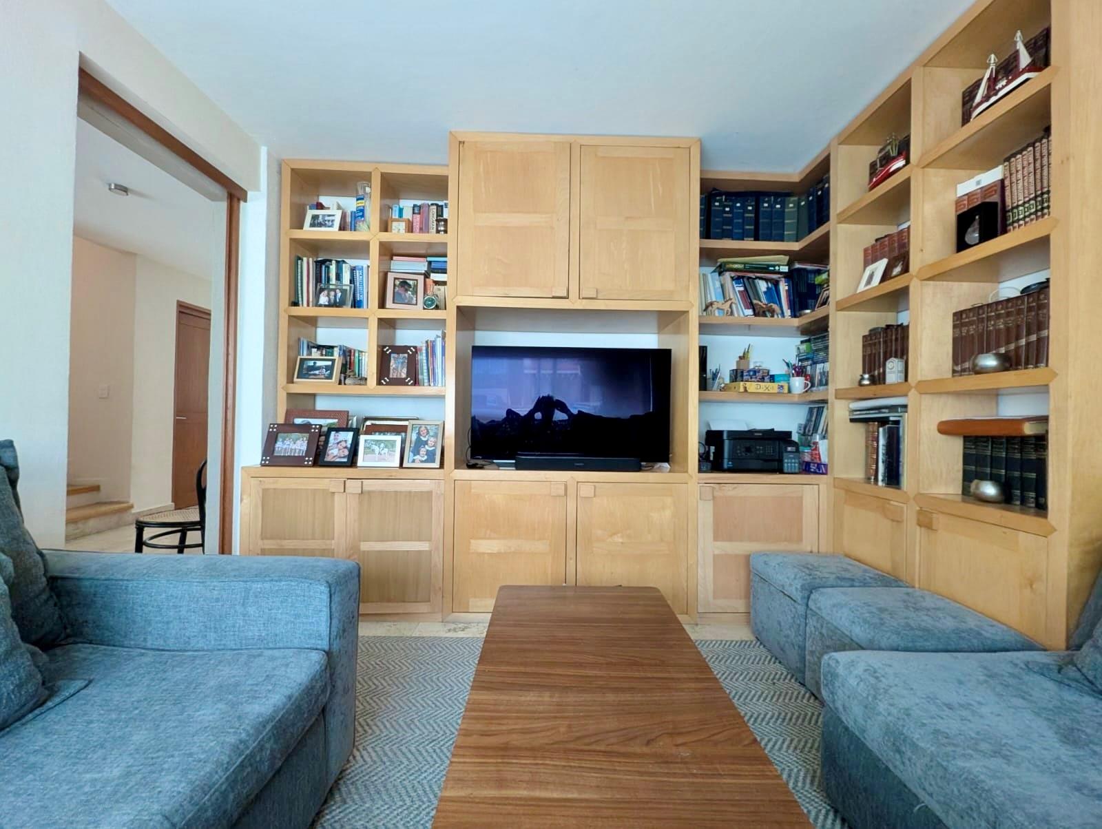 12 1da Cerrada Salvador Novo