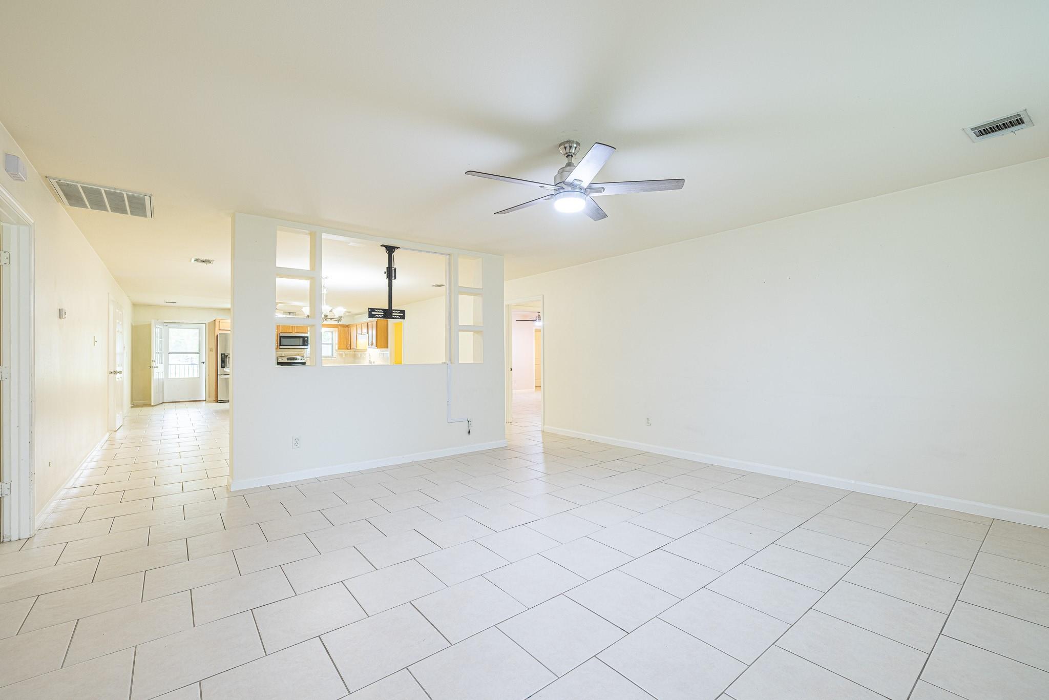 5003 Lord Road