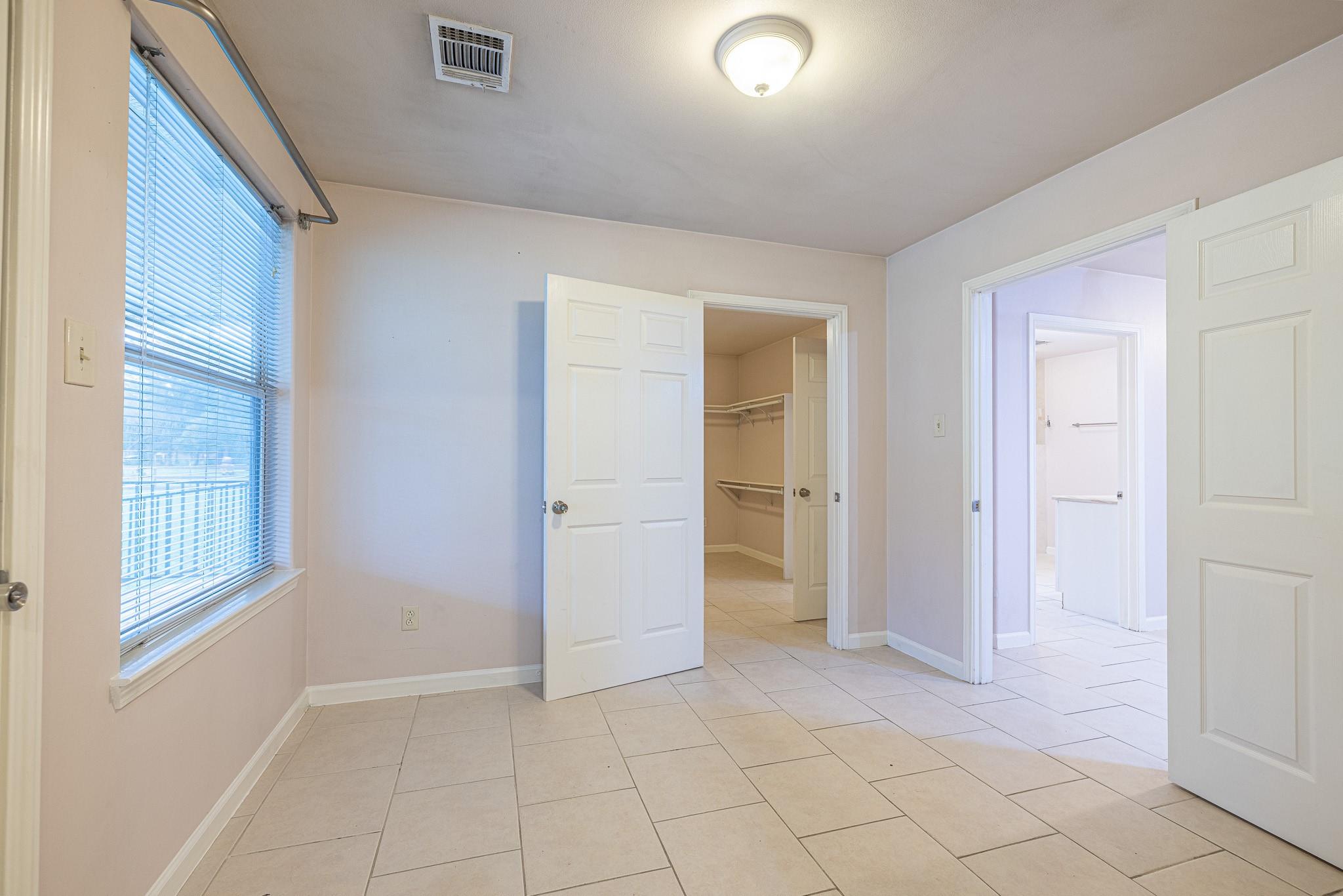 5003 Lord Road