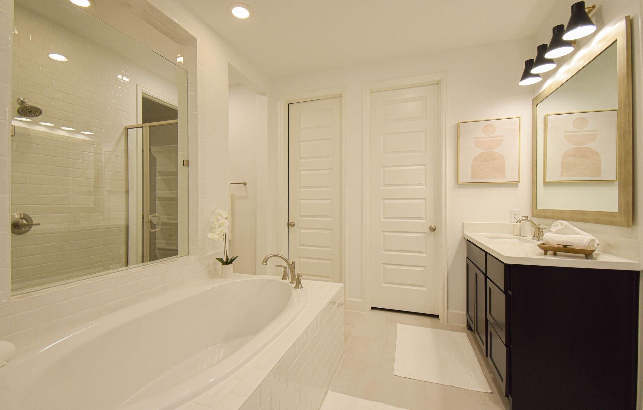 176 Sweeping Valley Drive