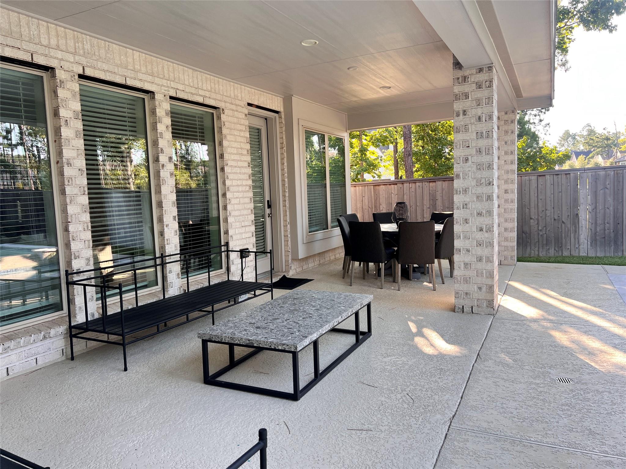 176 Sweeping Valley Drive