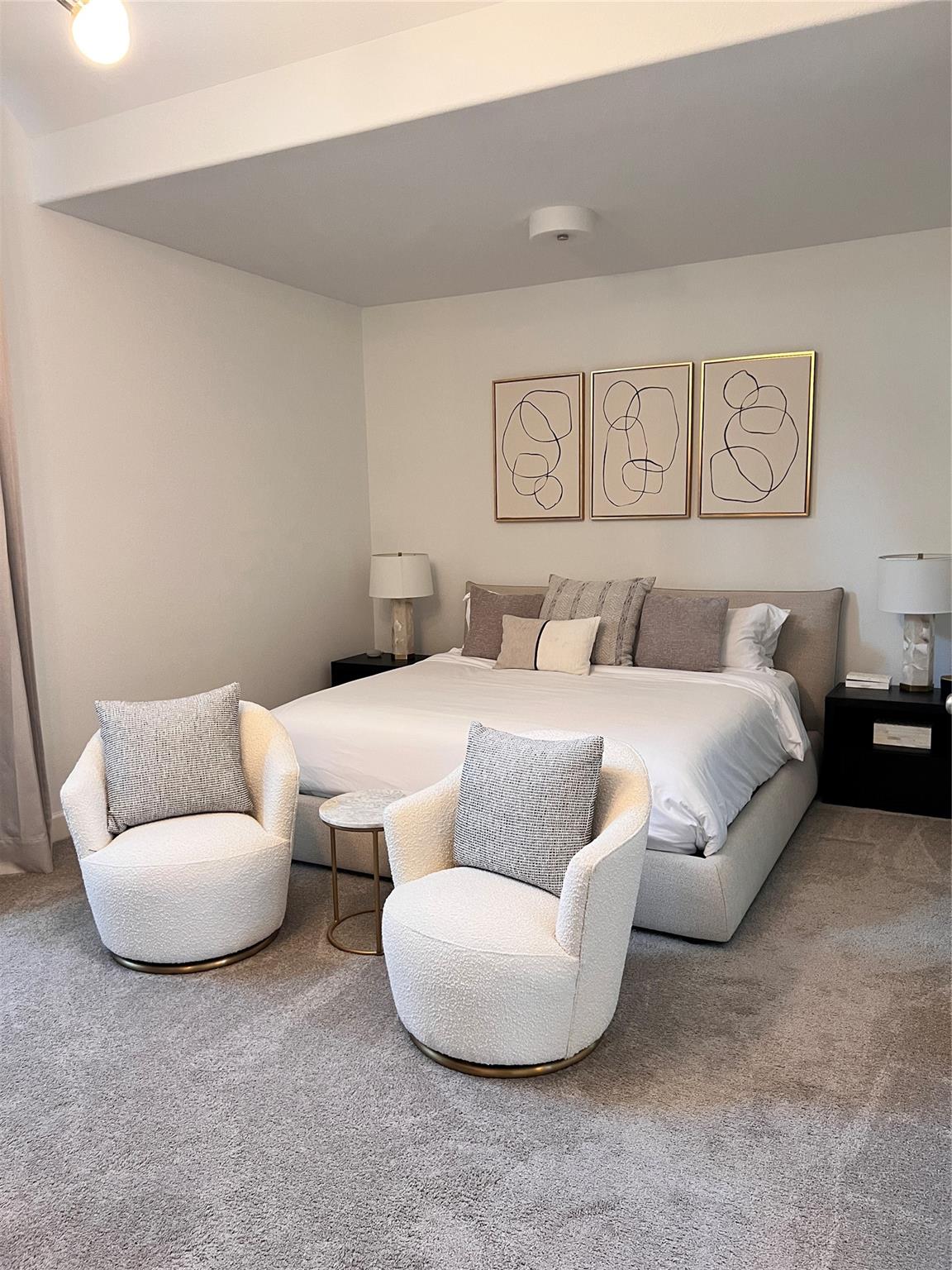 176 Sweeping Valley Drive