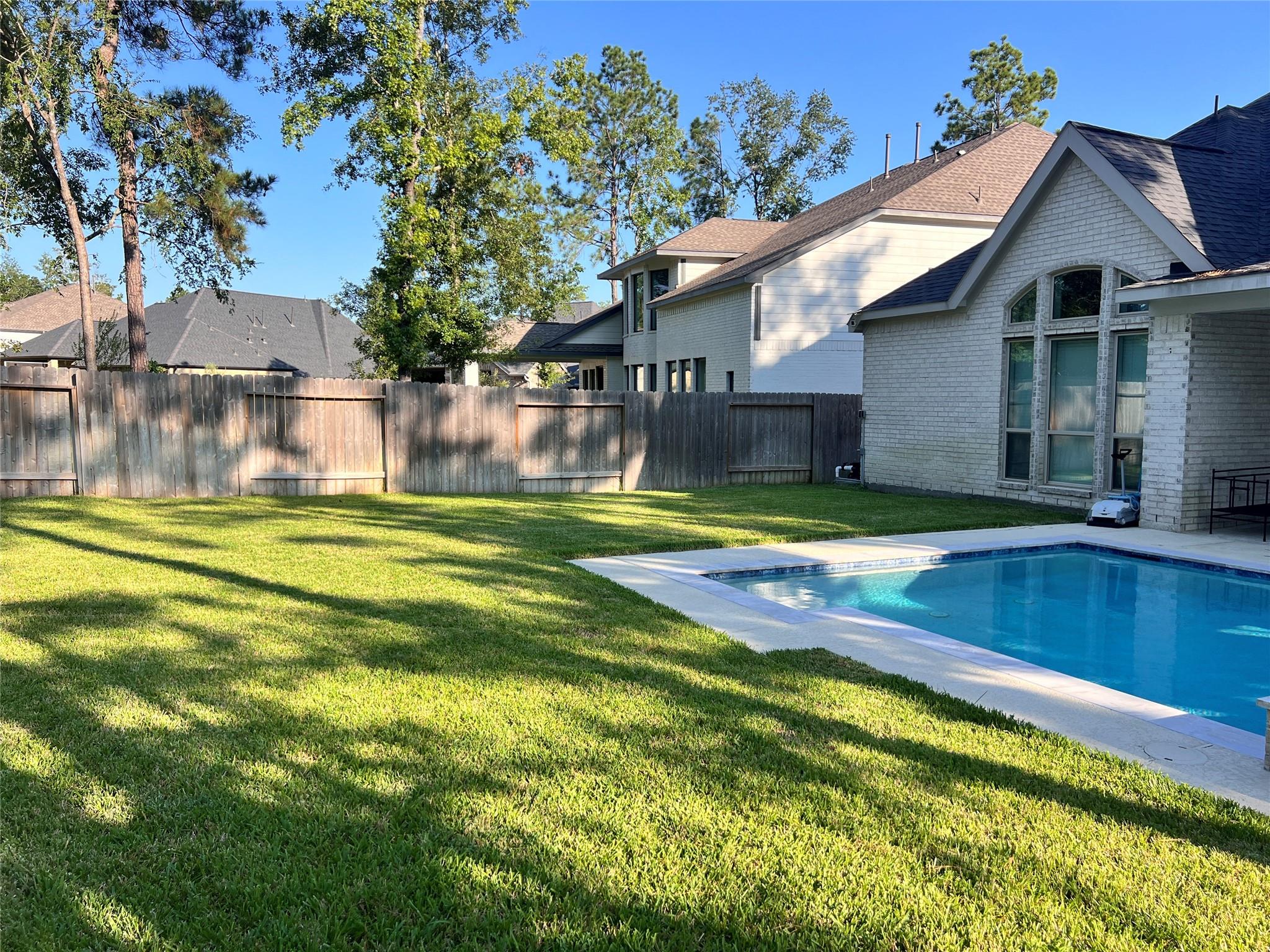 176 Sweeping Valley Drive