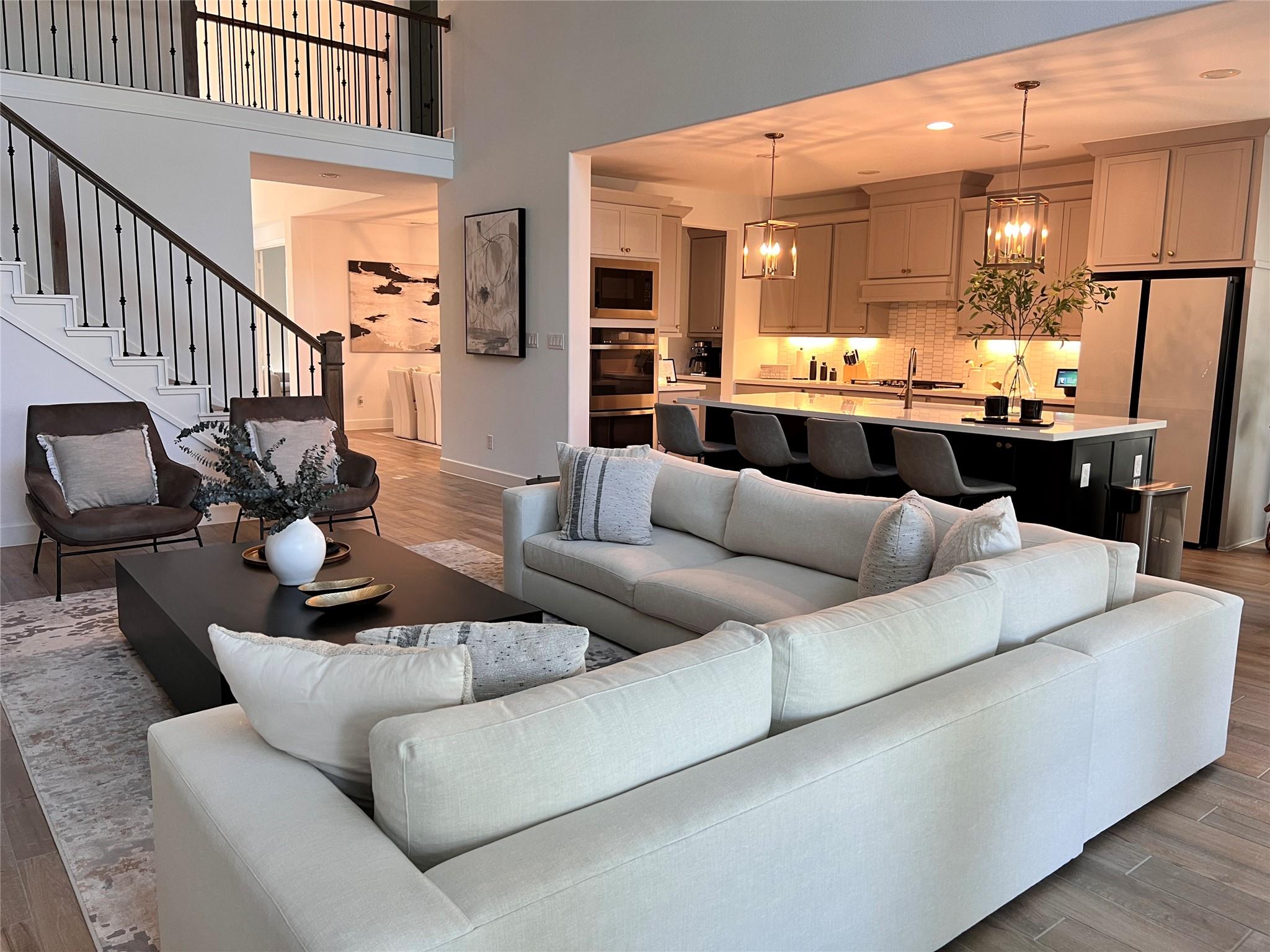 176 Sweeping Valley Drive