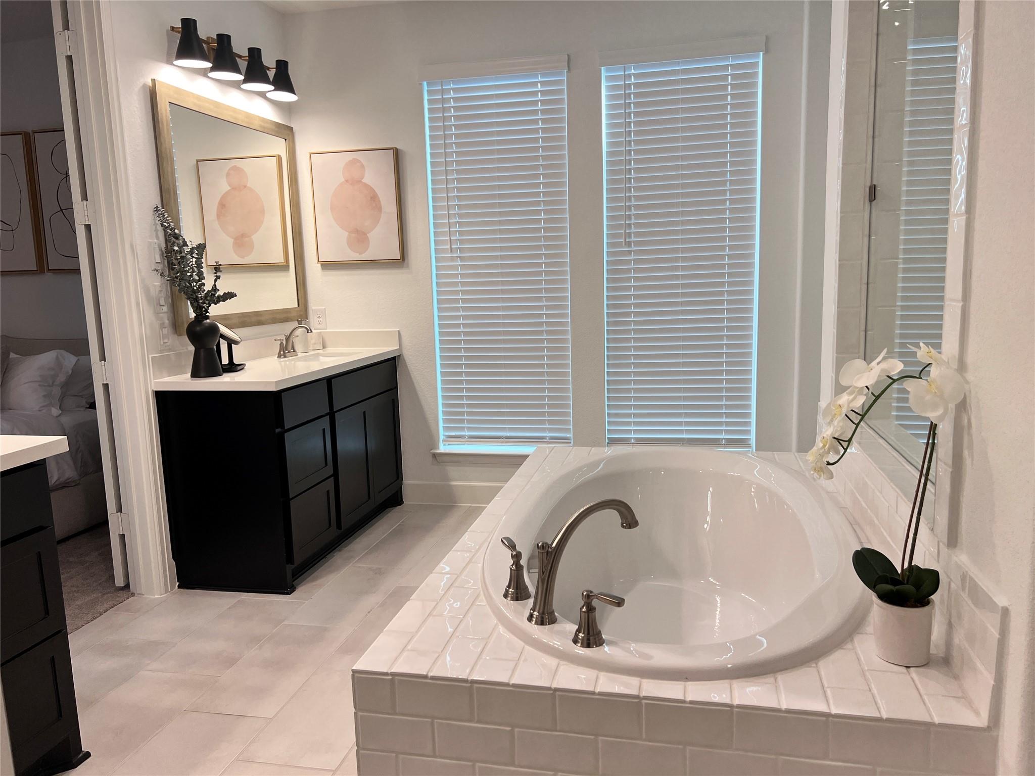 176 Sweeping Valley Drive