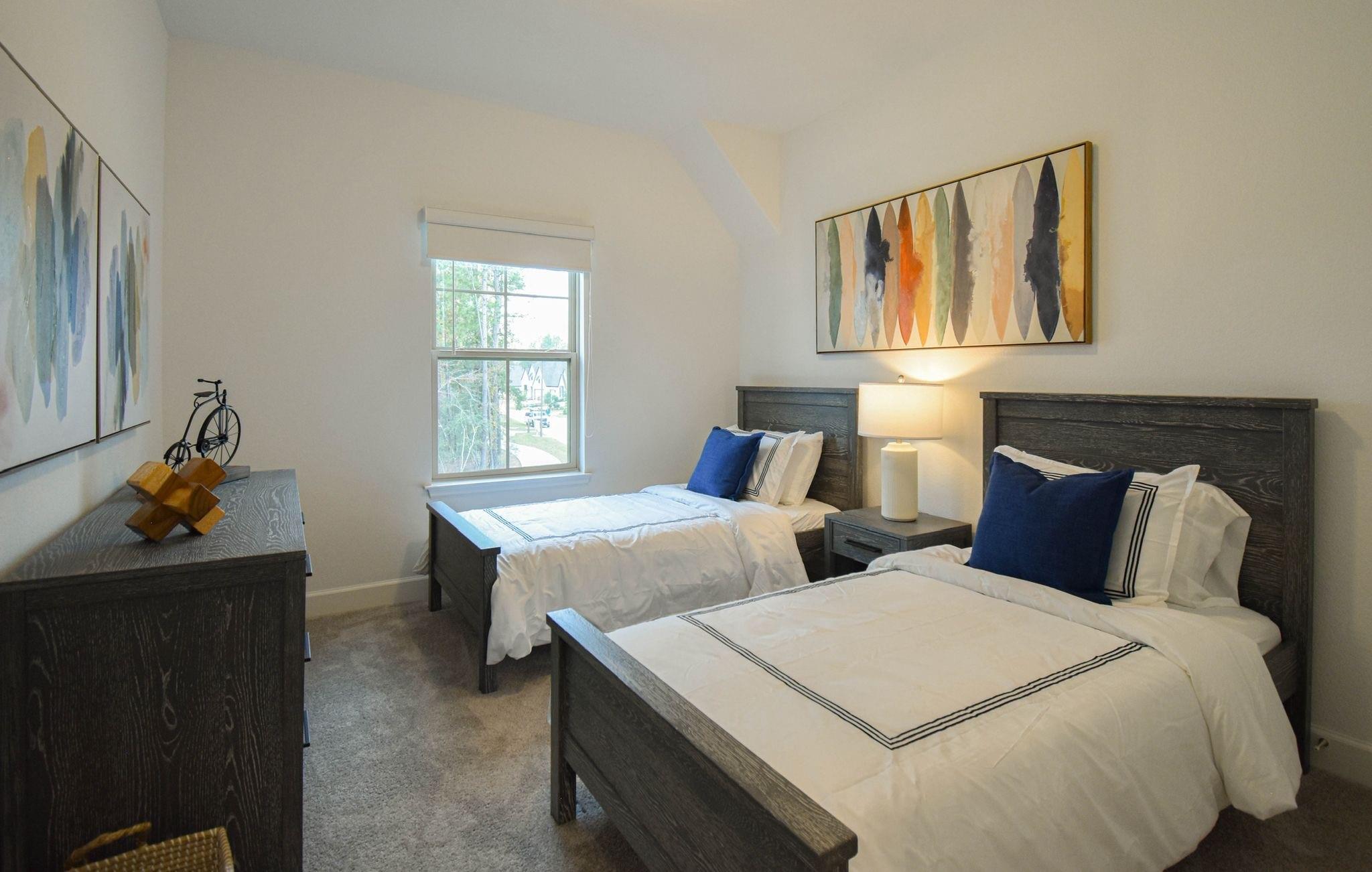 176 Sweeping Valley Drive