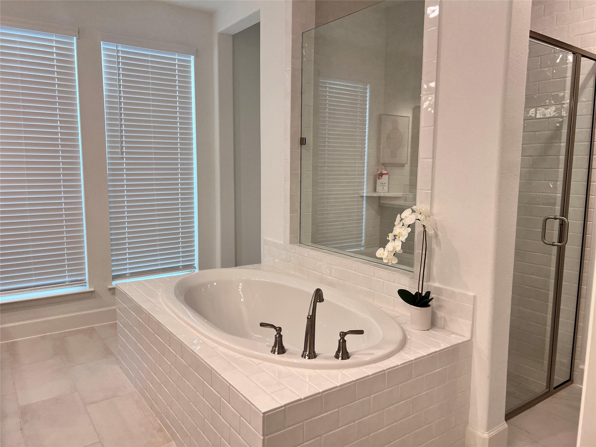 176 Sweeping Valley Drive