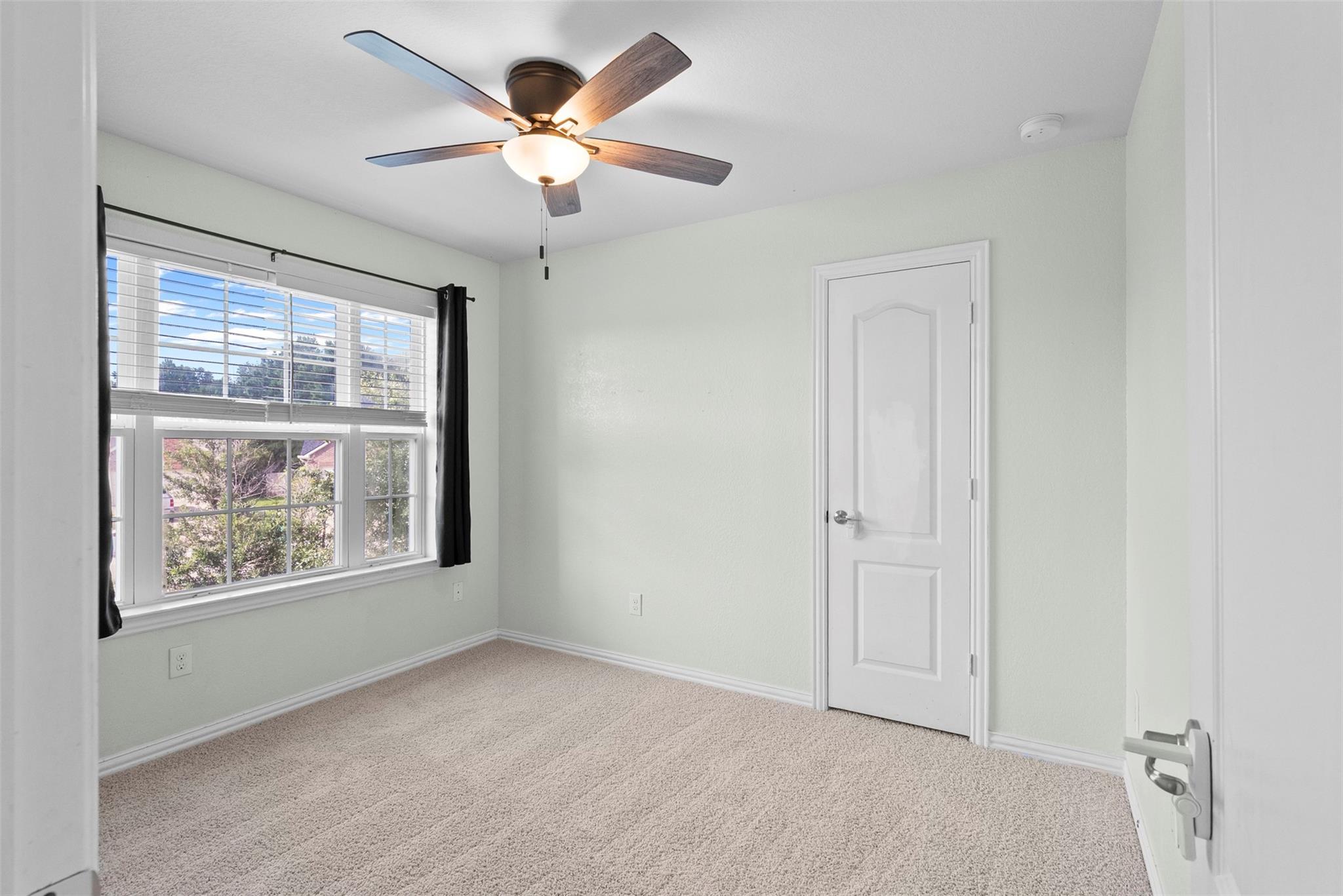 2213 Ivy Wall Drive