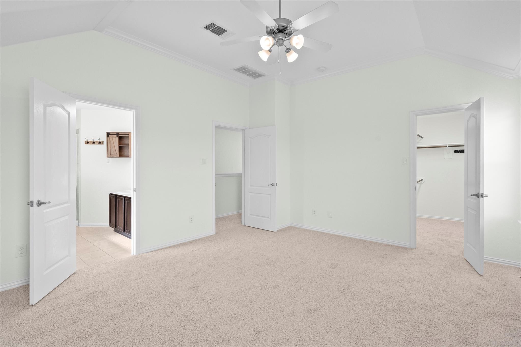 2213 Ivy Wall Drive