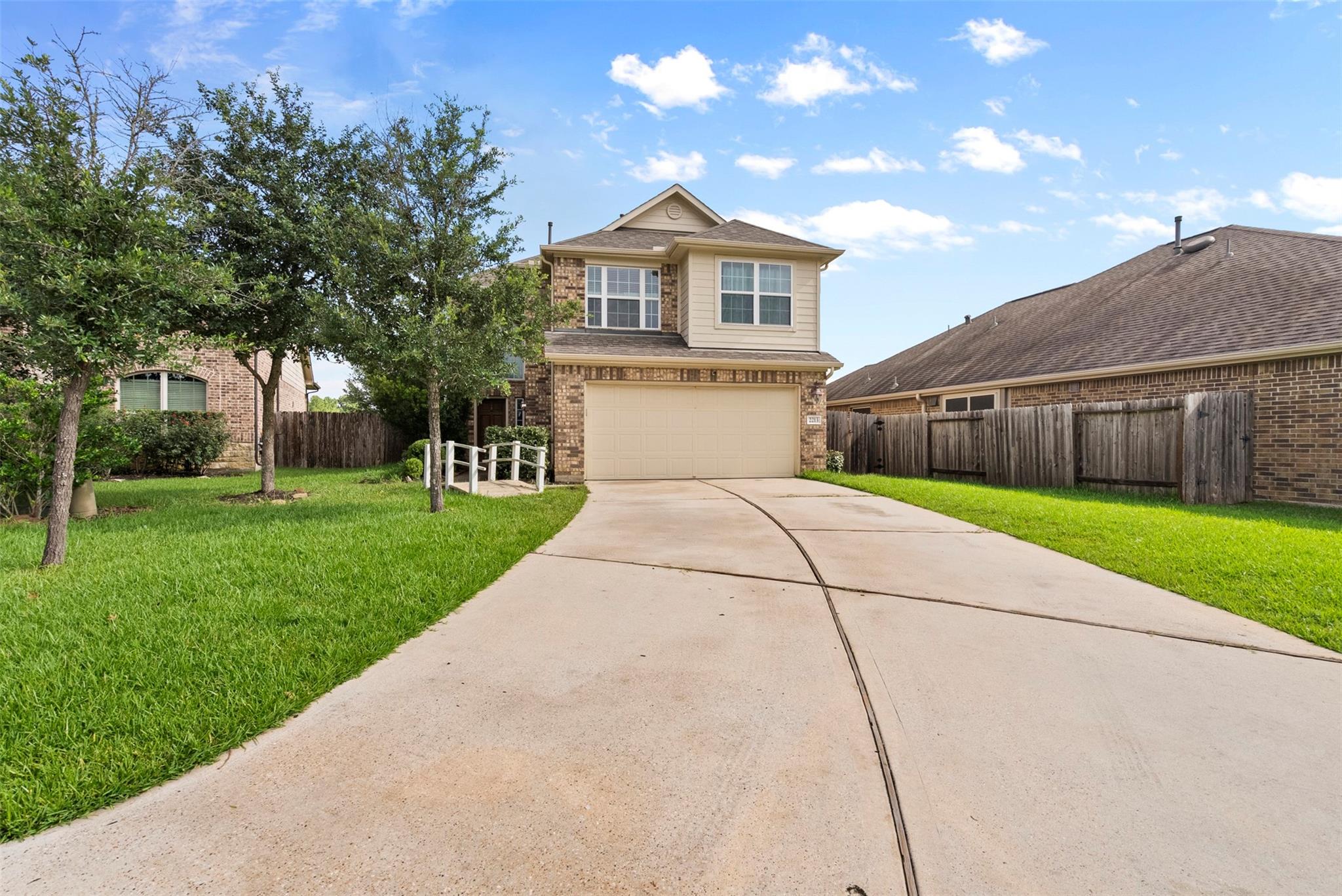2213 Ivy Wall Drive