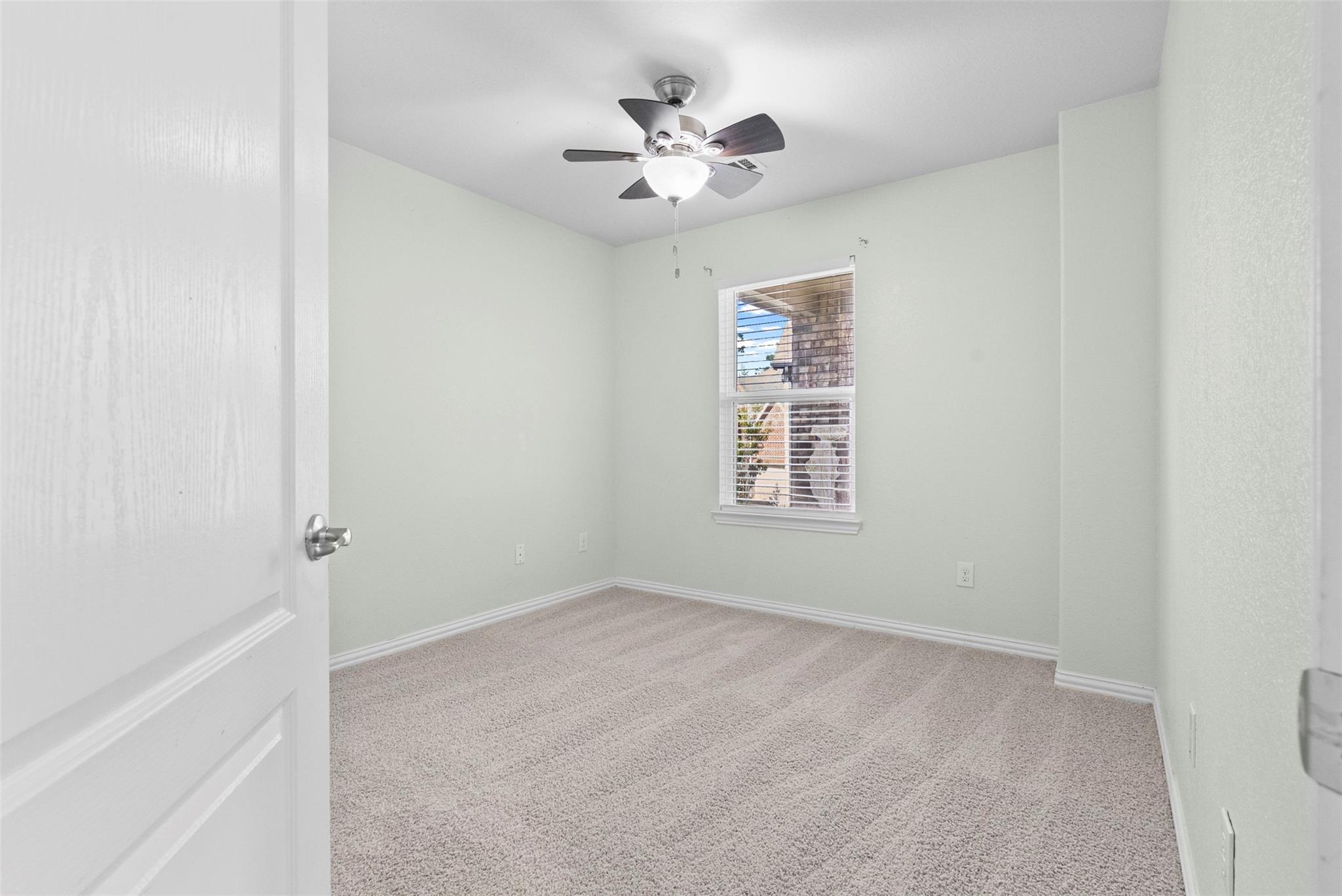 2213 Ivy Wall Drive