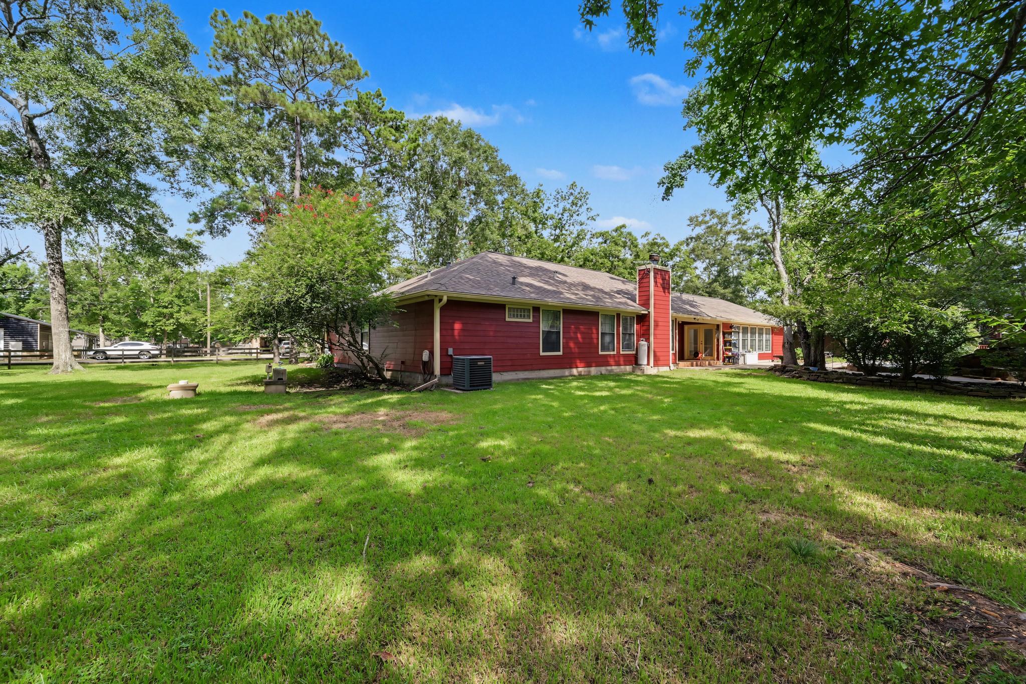 10985 Woods Lane
