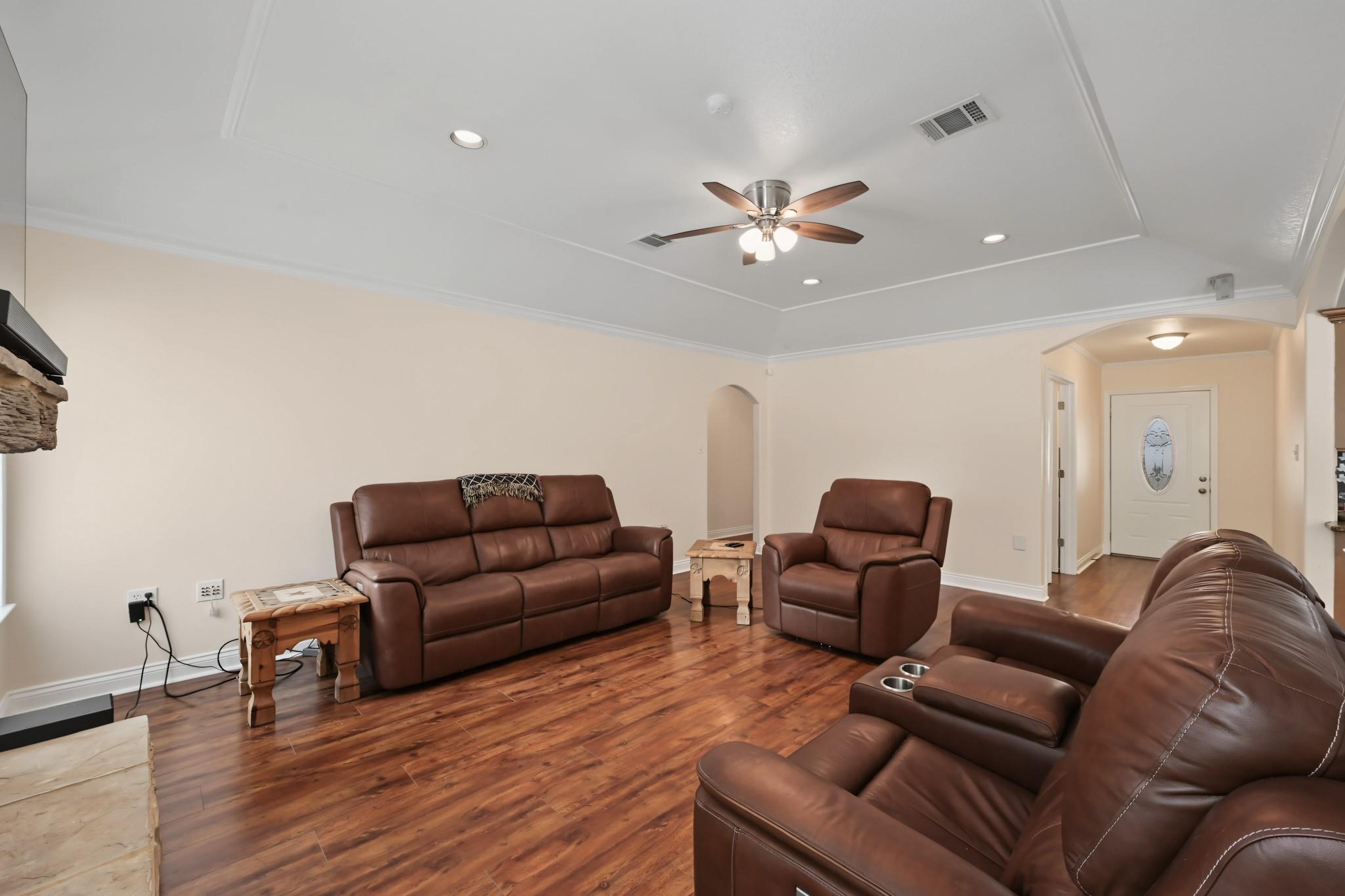 10985 Woods Lane