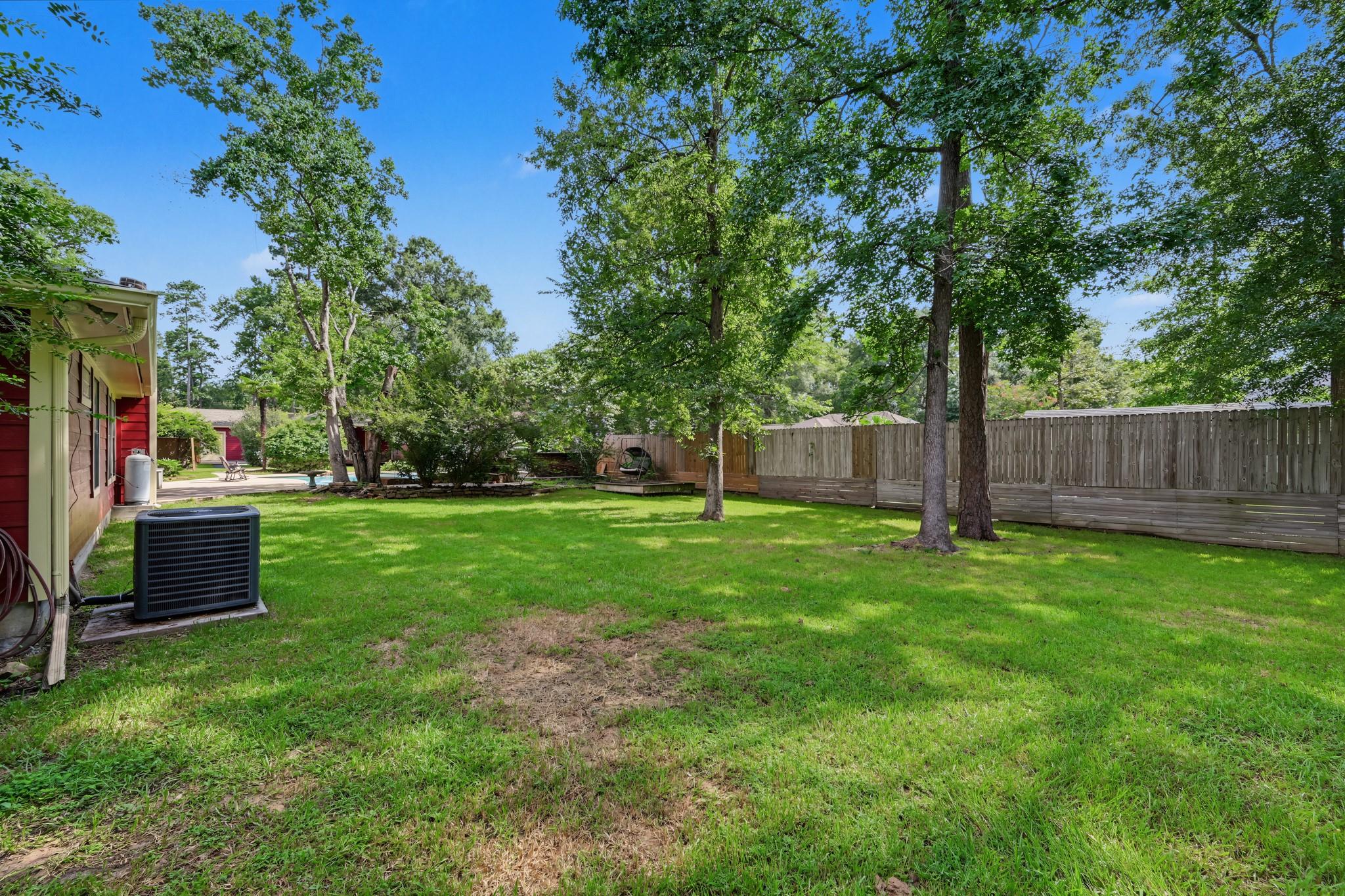 10985 Woods Lane