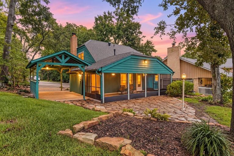 132 Paradise Valley