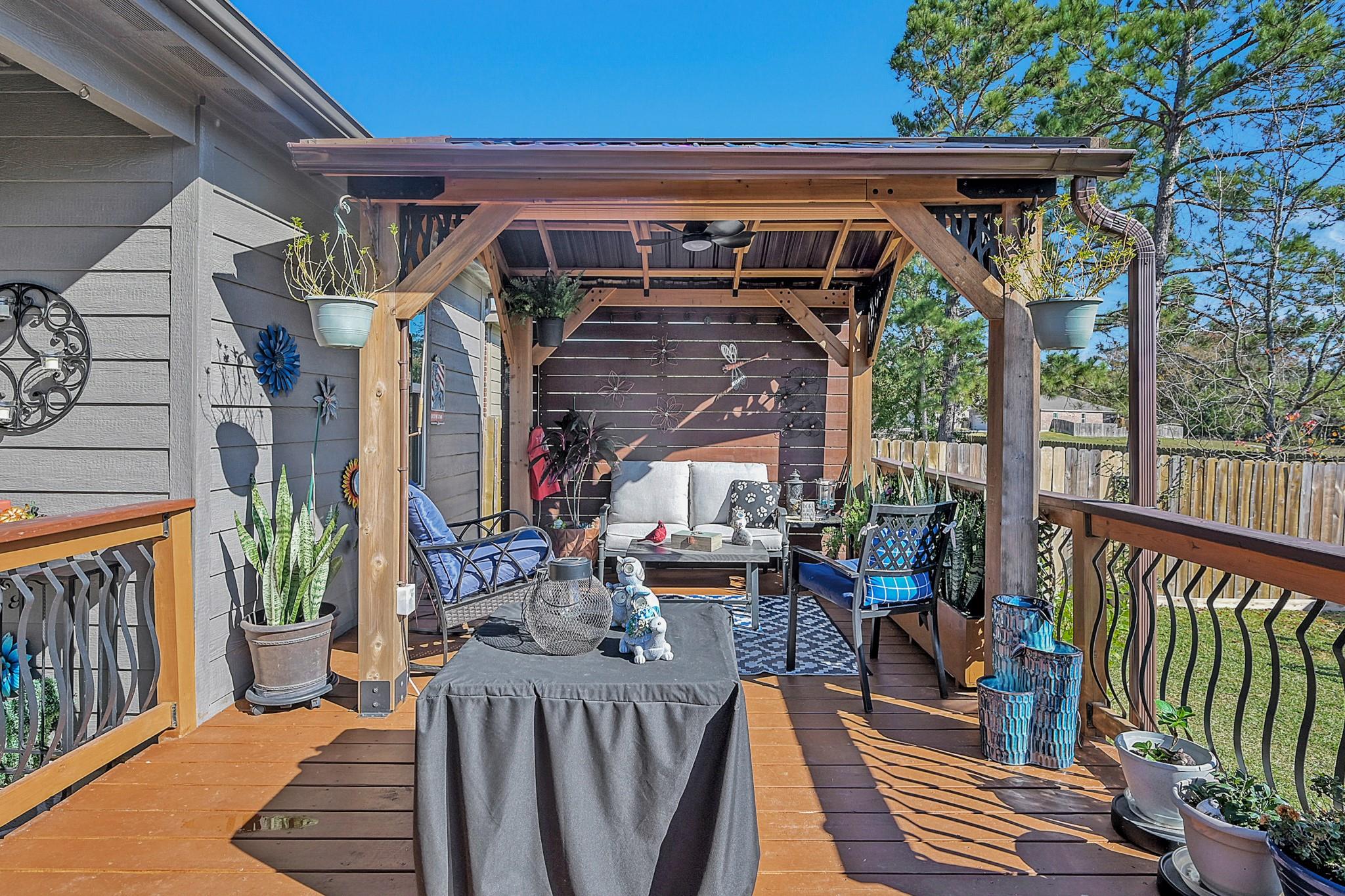 9041 Oval Glass Street