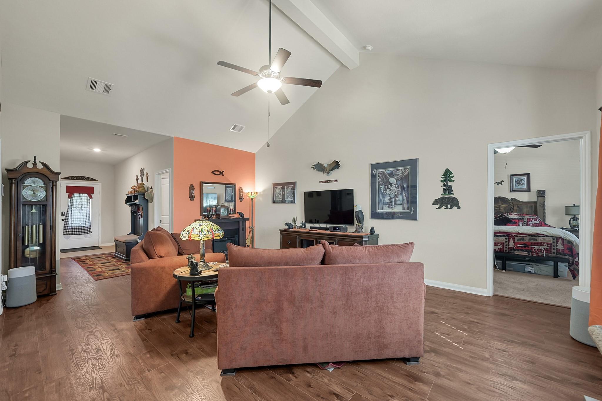 9041 Oval Glass Street