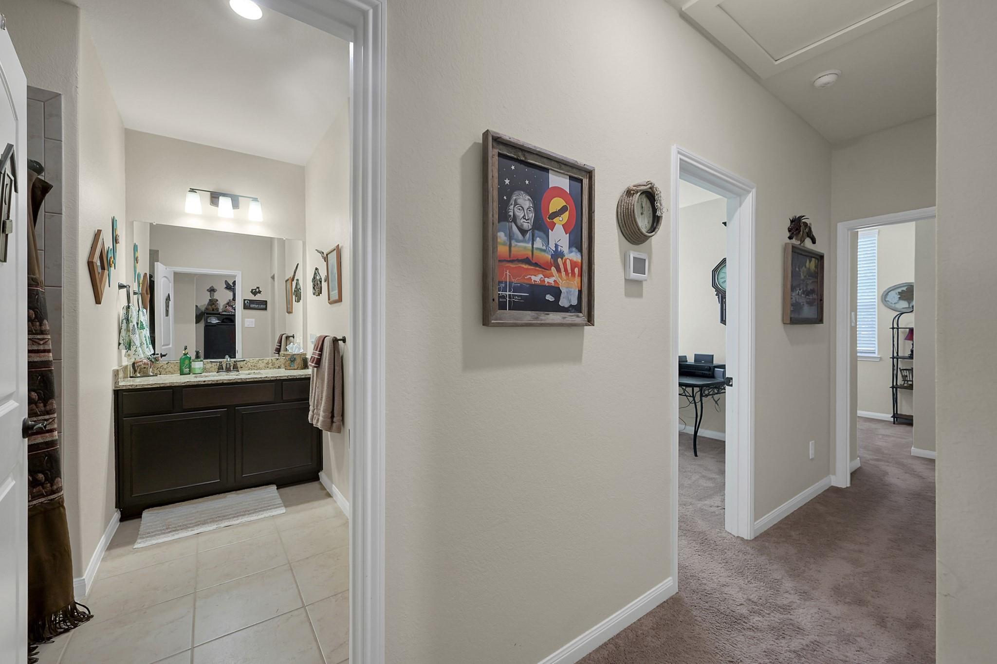 9041 Oval Glass Street