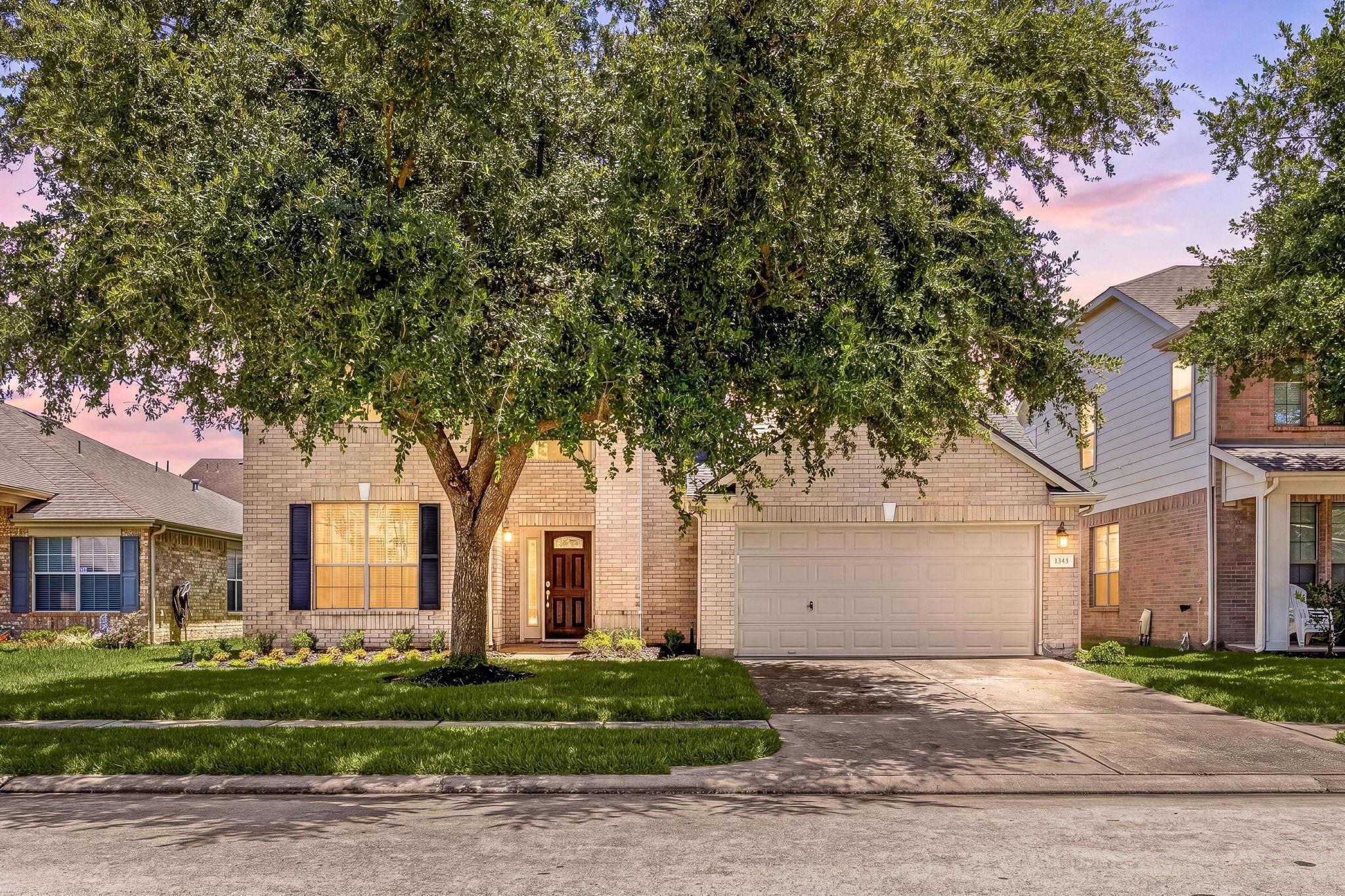 3210 Legends Creek Drive