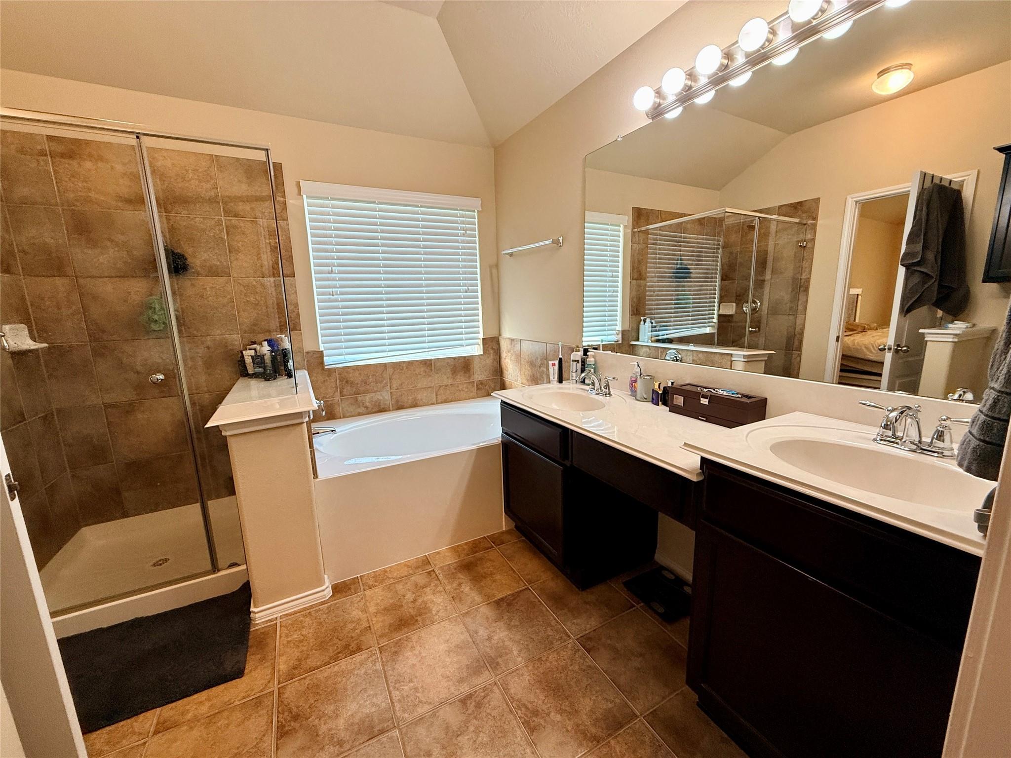 12115 Rockridge Falls Drive