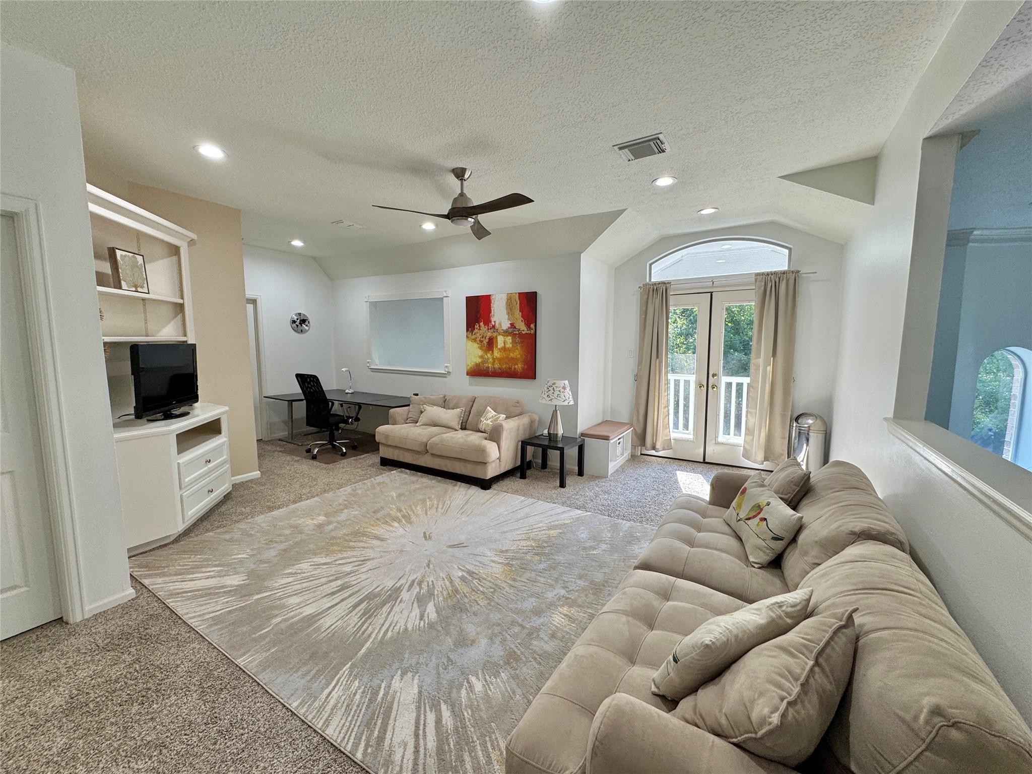 59 Acorn Cluster Court