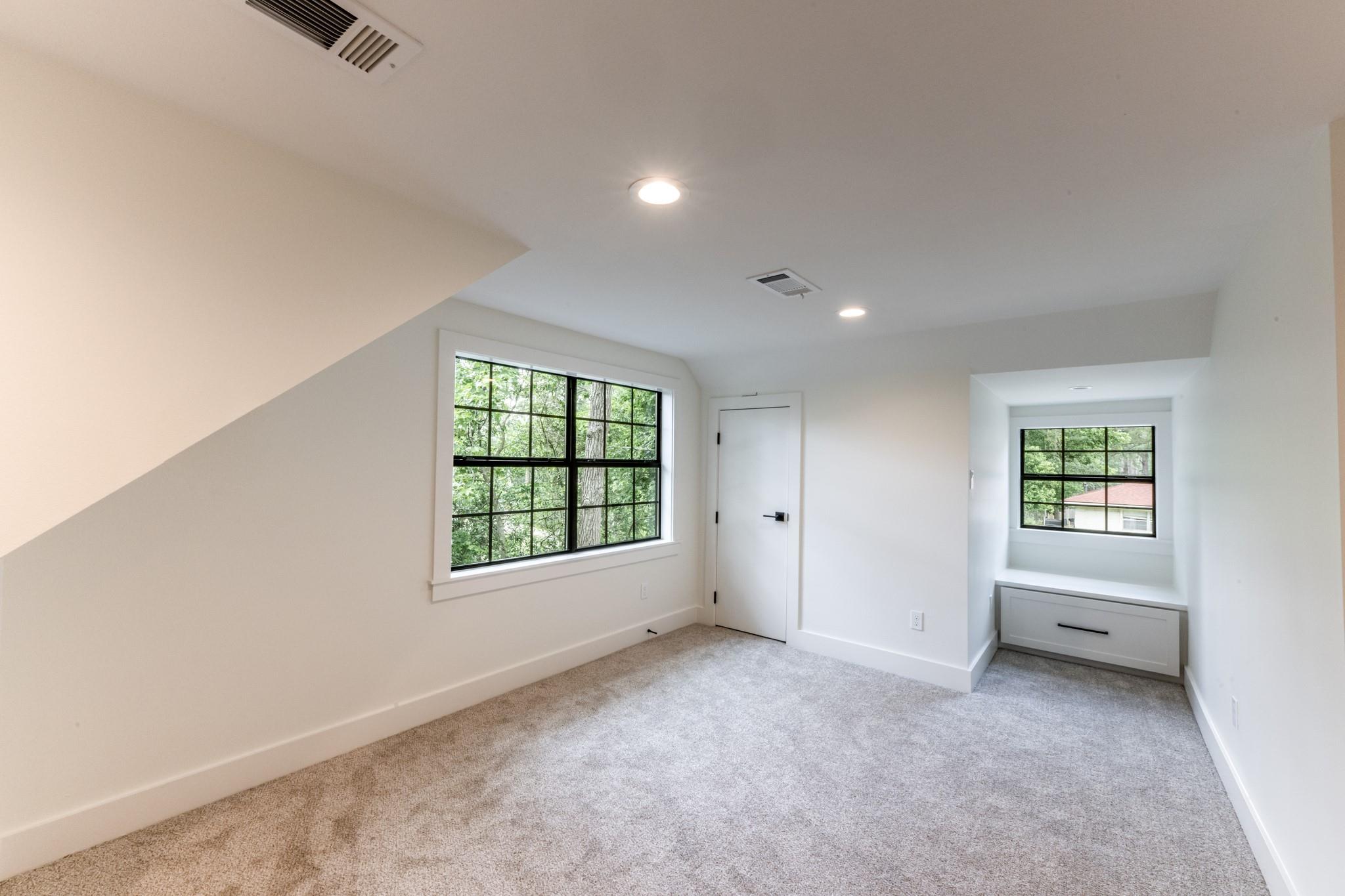 2130 Avenue N 1/2
