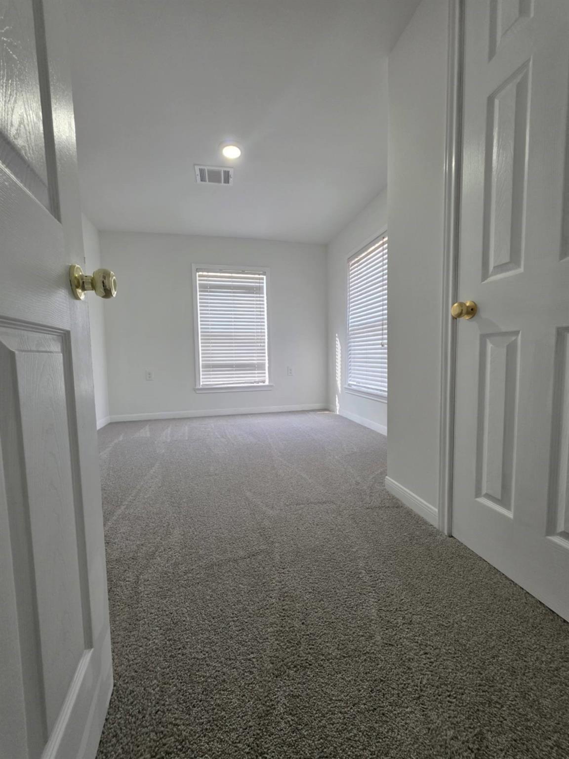 17295 Old Highway 105 E