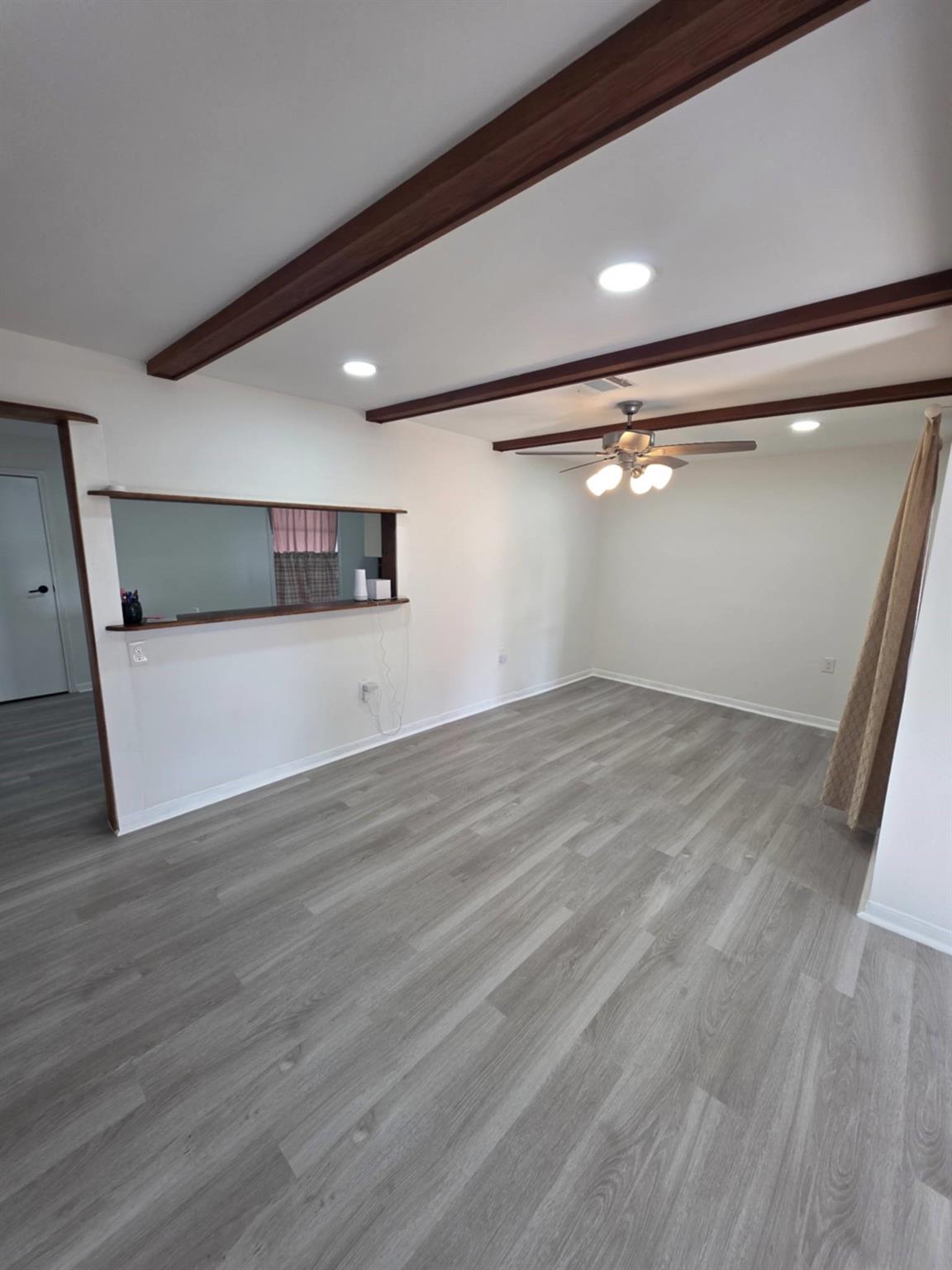 17295 Old Highway 105 E