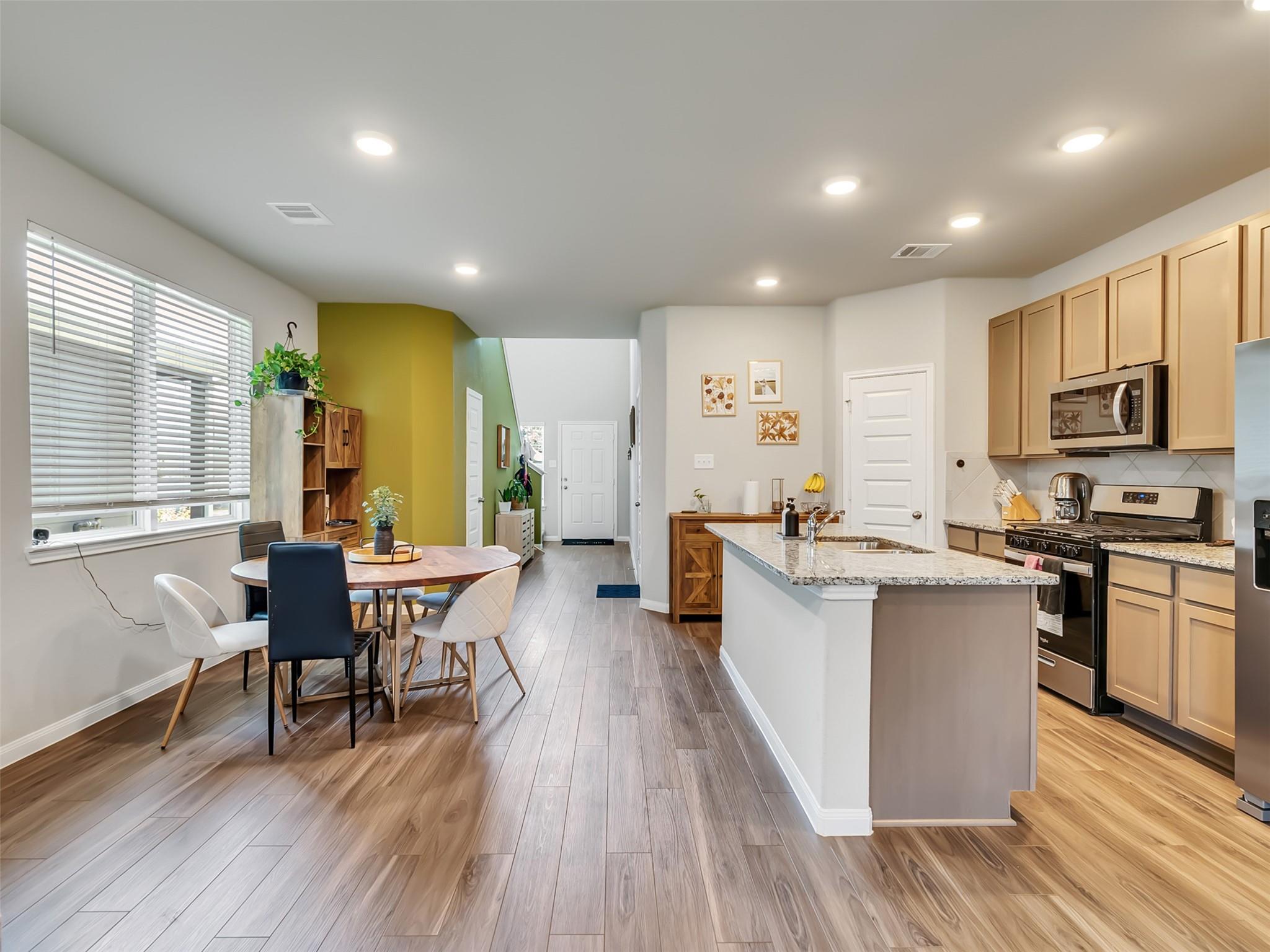 2416 Bluefish Court