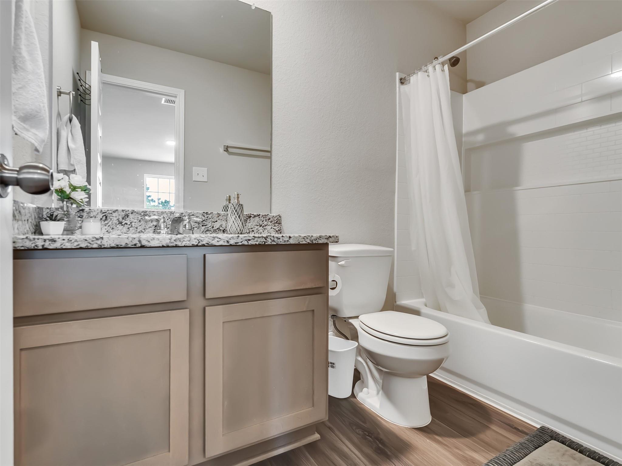 2416 Bluefish Court