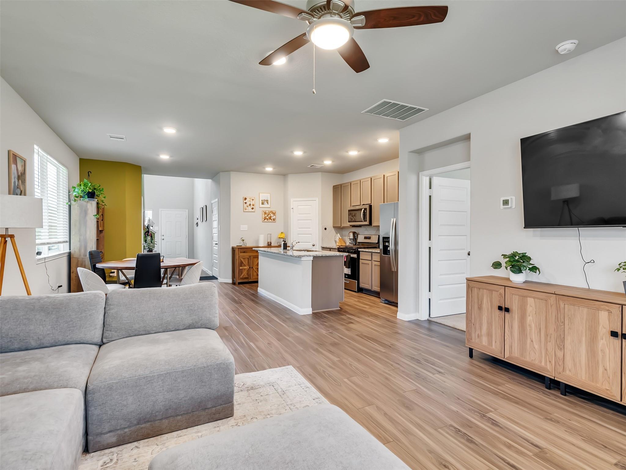 2416 Bluefish Court