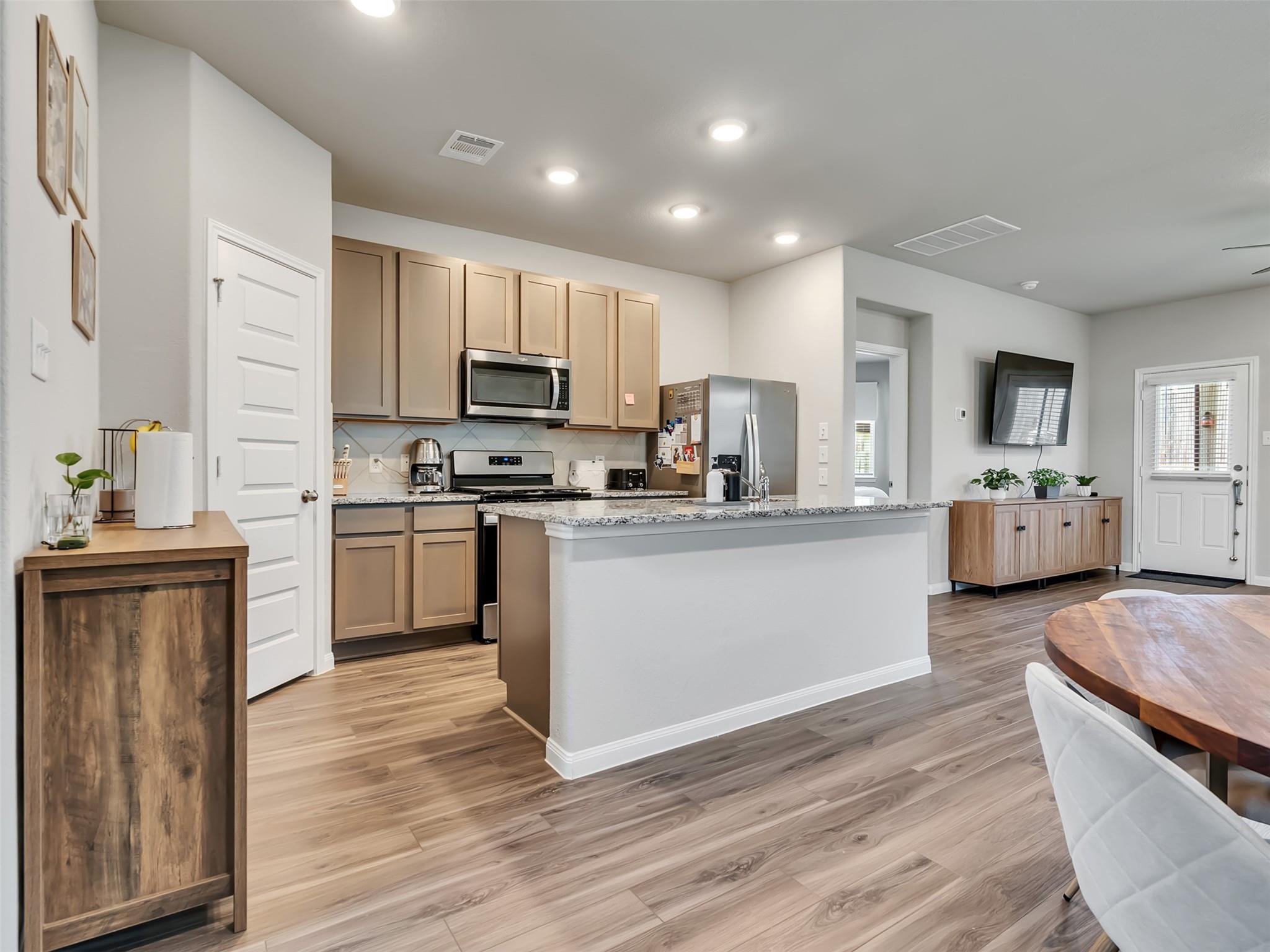 2416 Bluefish Court