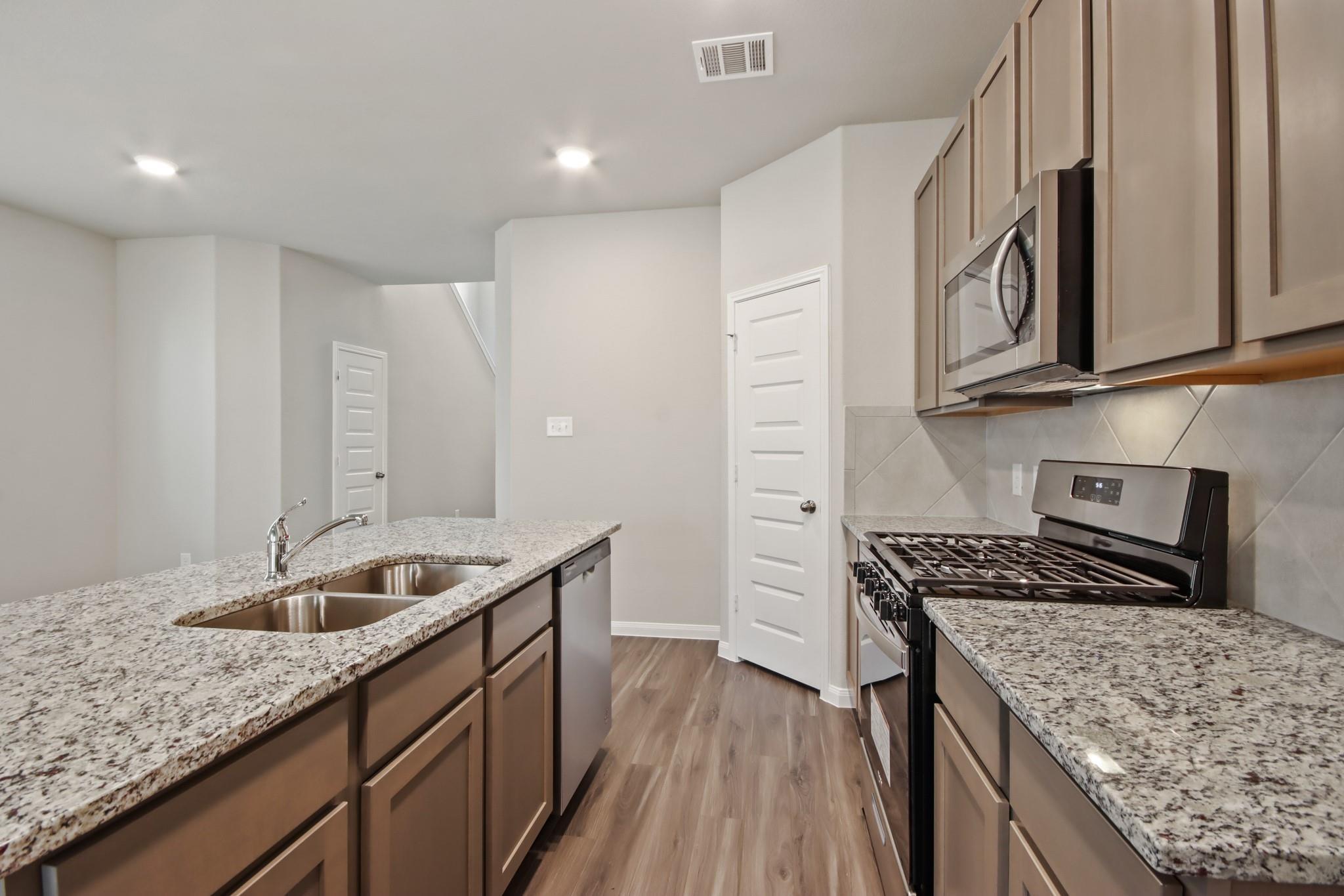 2416 Bluefish Court