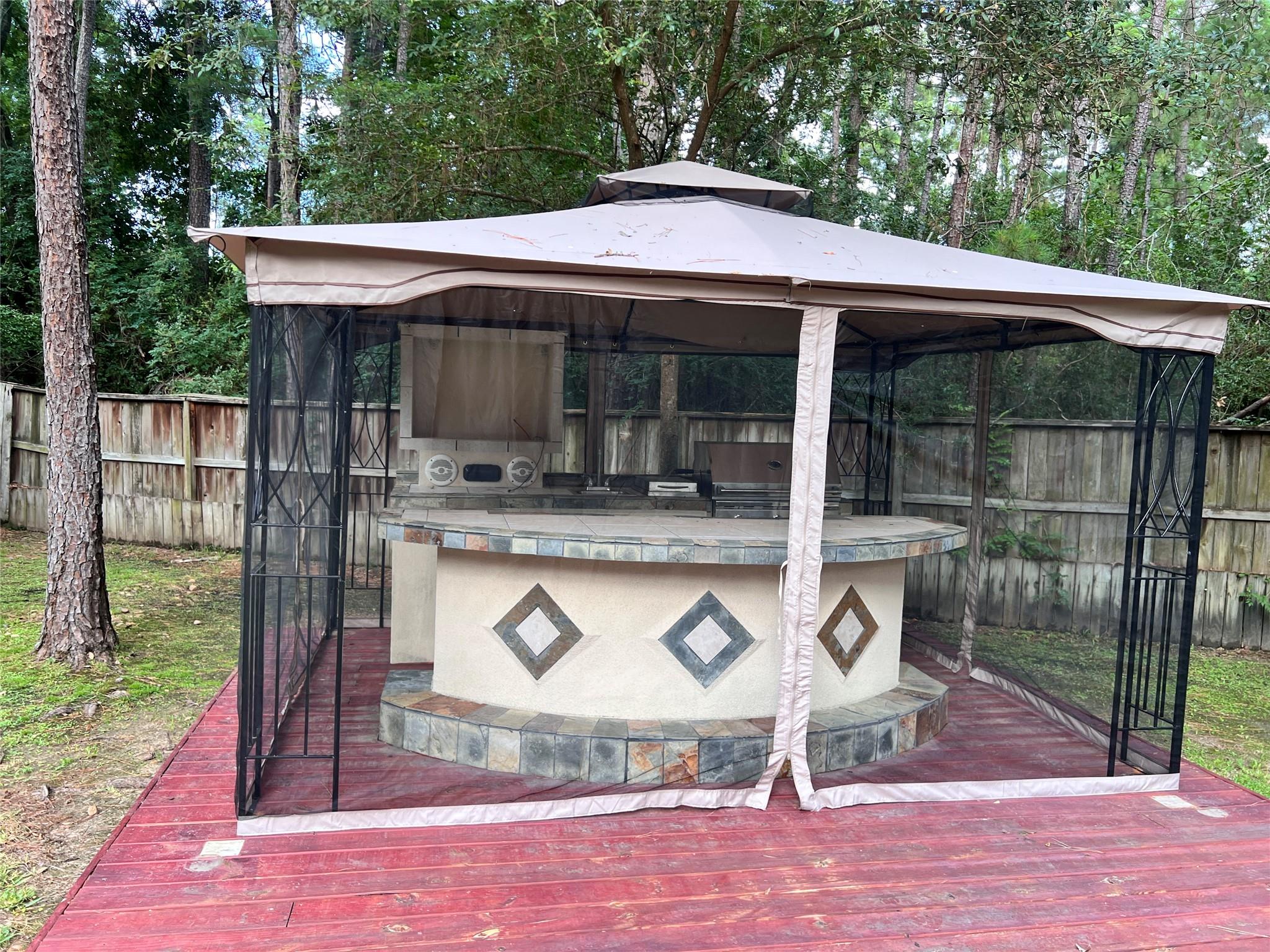 6 Greycrest Place