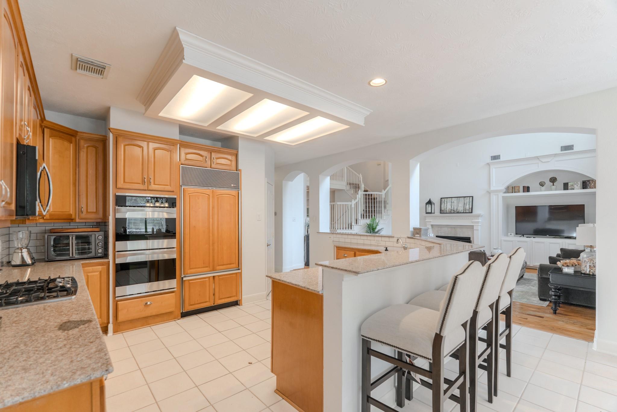 6 Greycrest Place