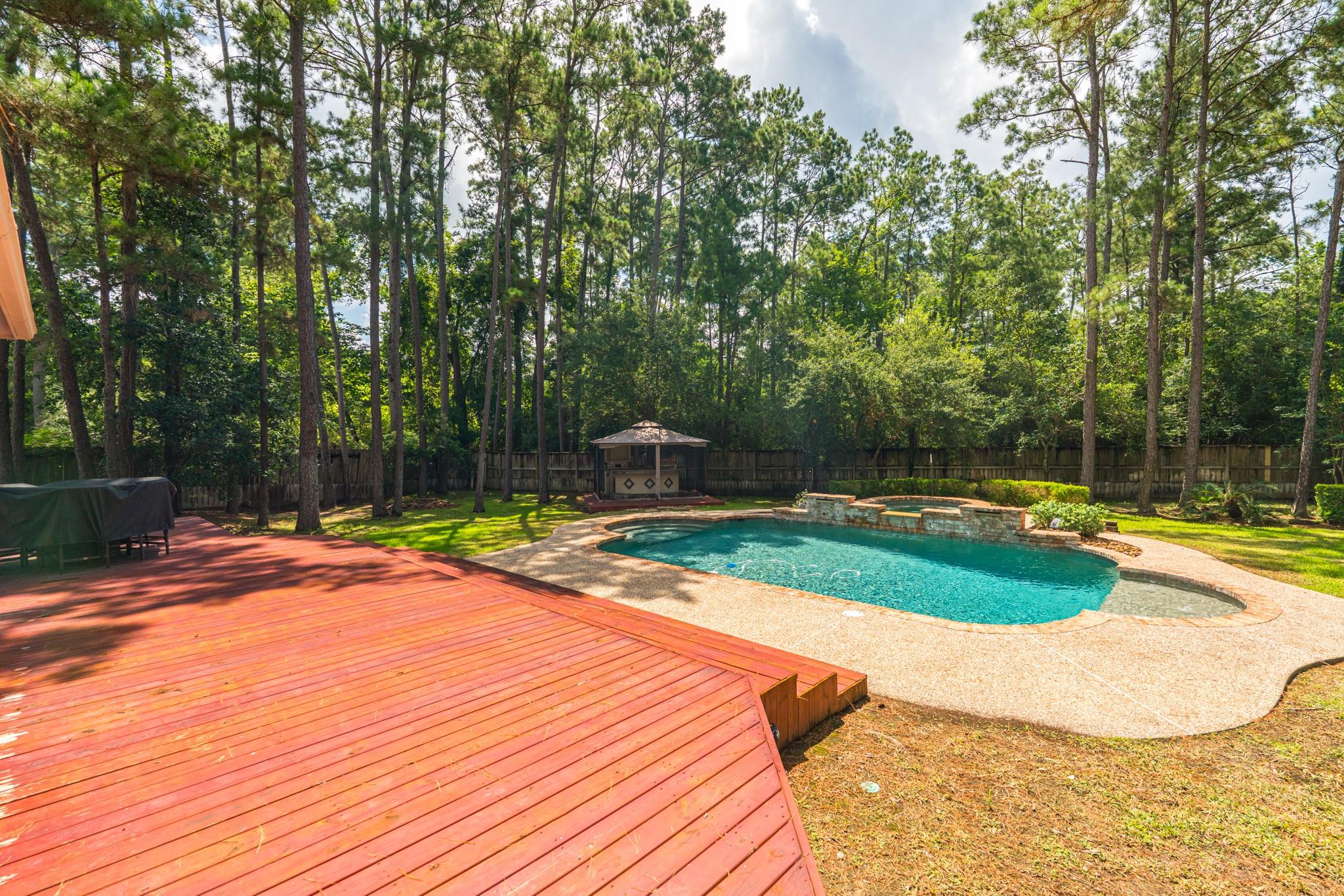 6 Greycrest Place
