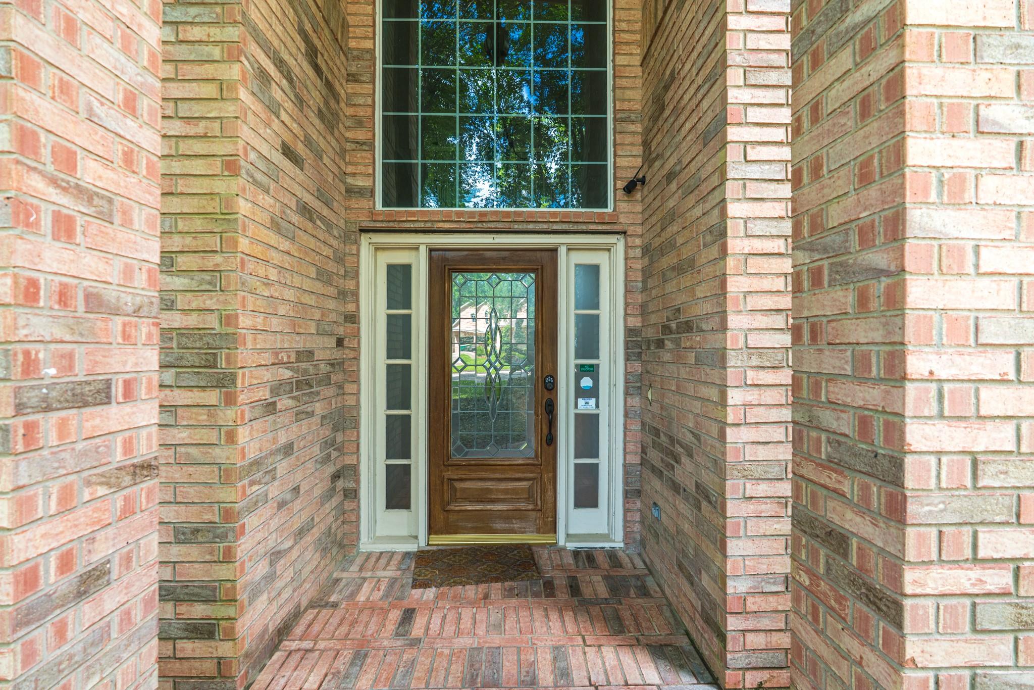 6 Greycrest Place