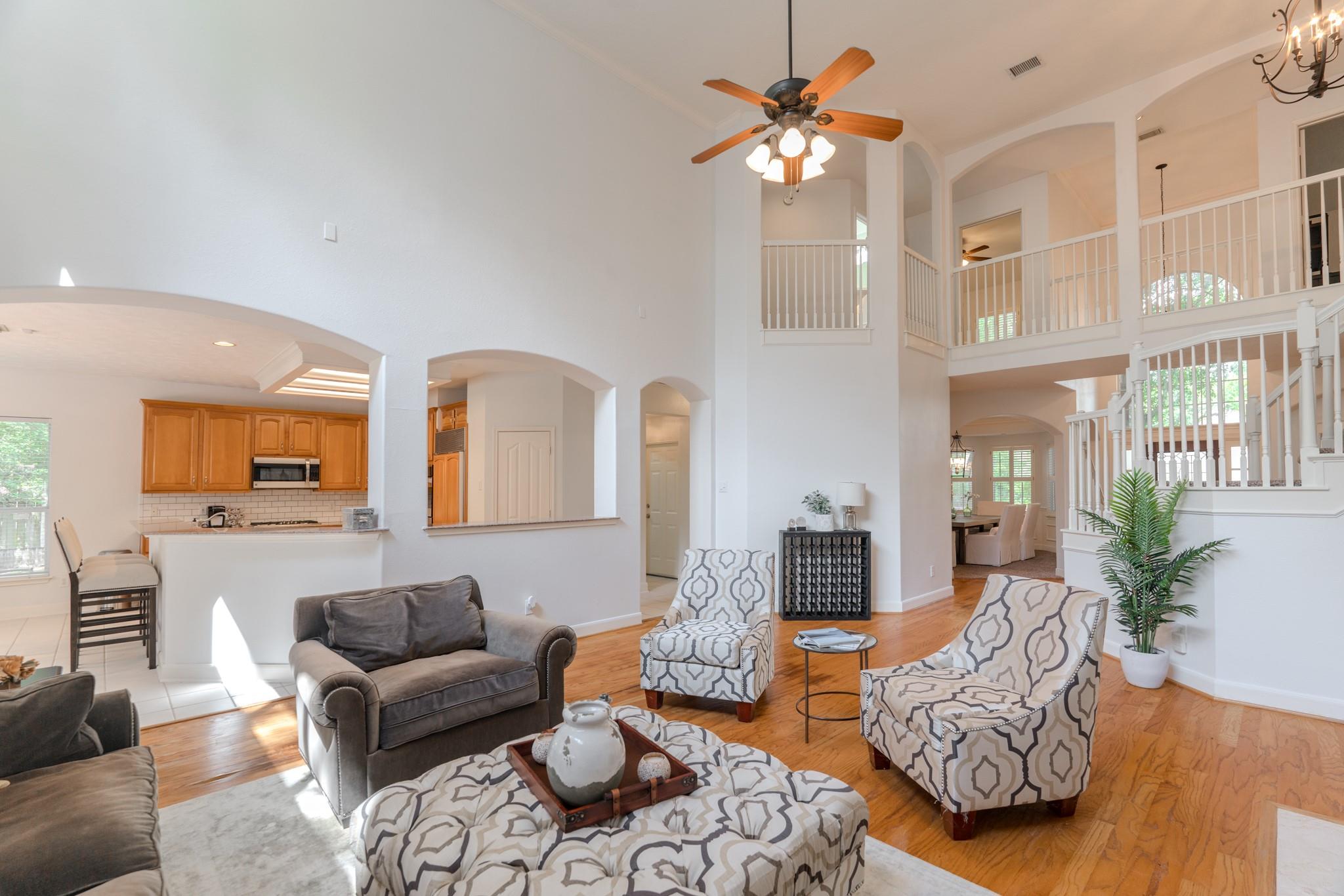 6 Greycrest Place