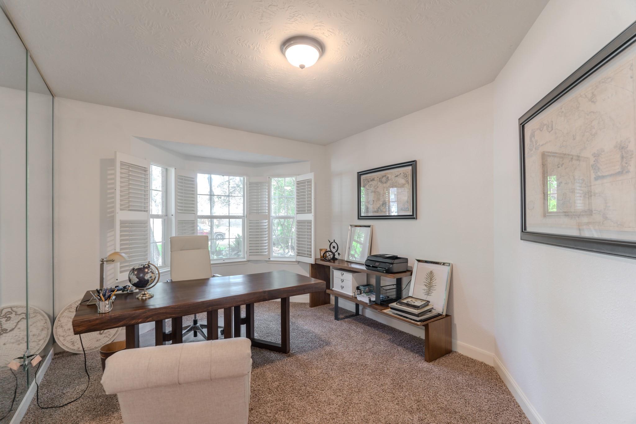 6 Greycrest Place
