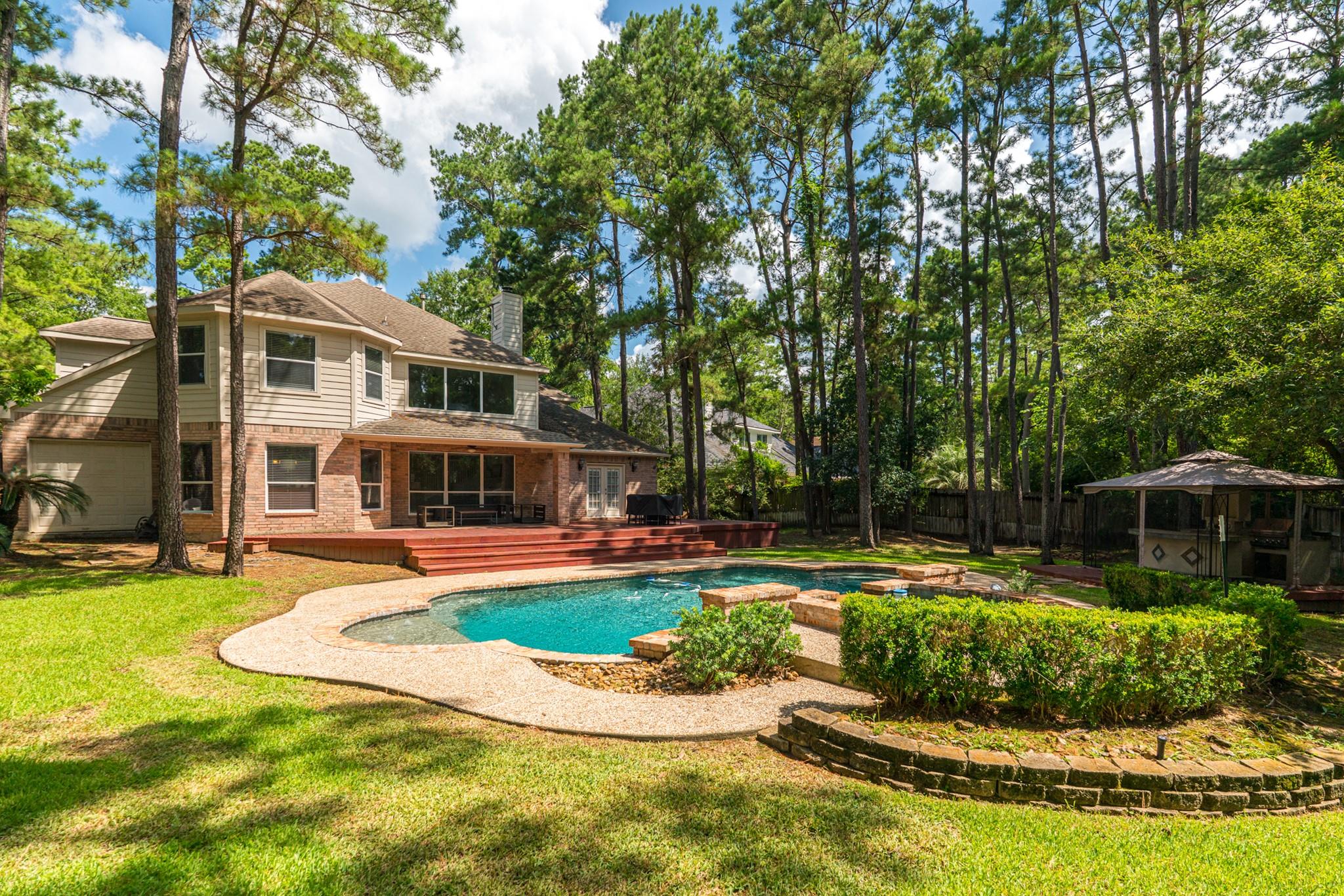 6 Greycrest Place