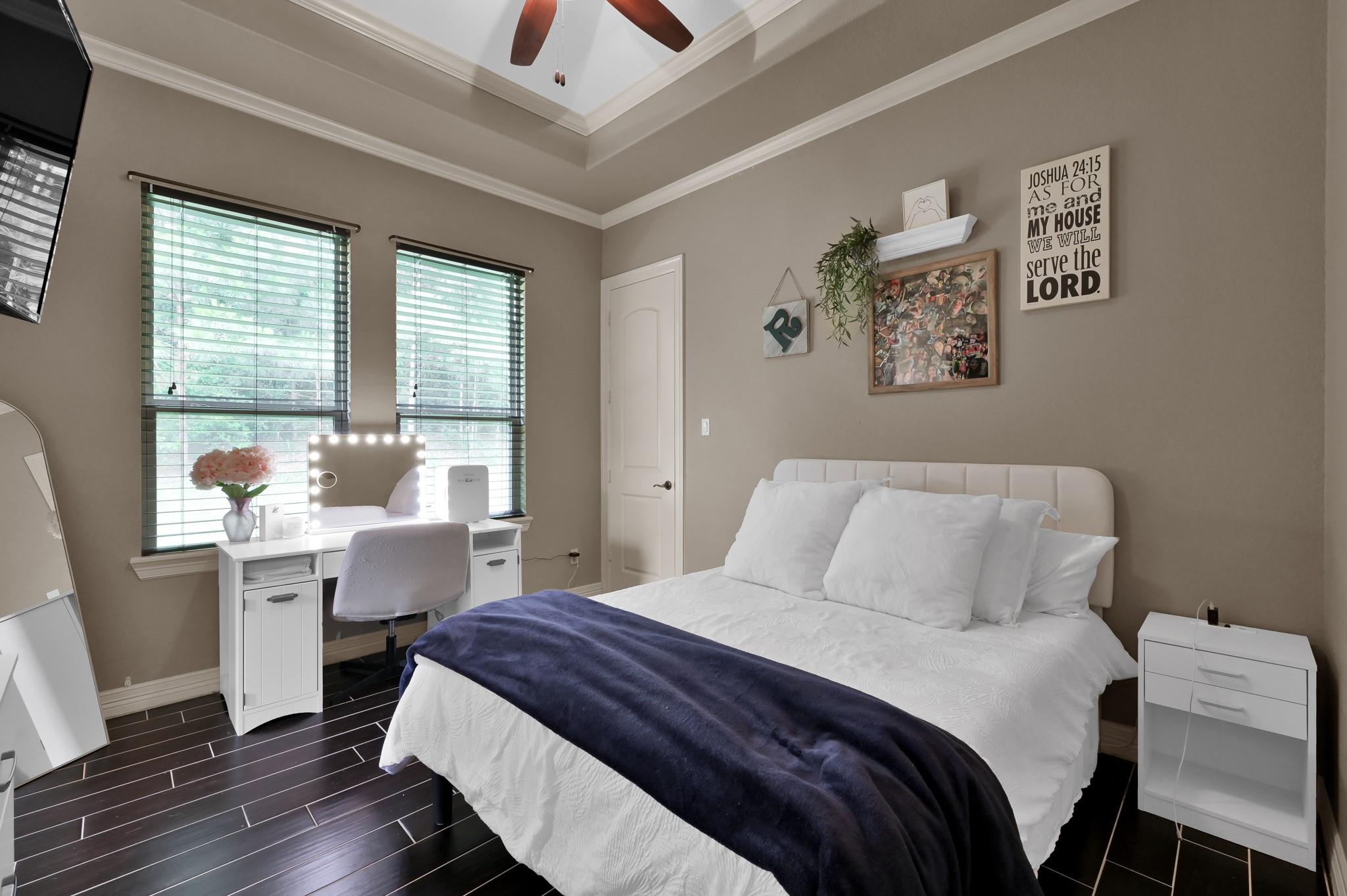 26118 Upper Beacon Place