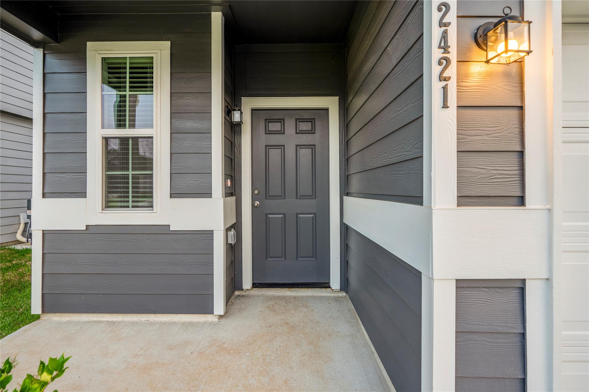 2421 Shellcracker Drive