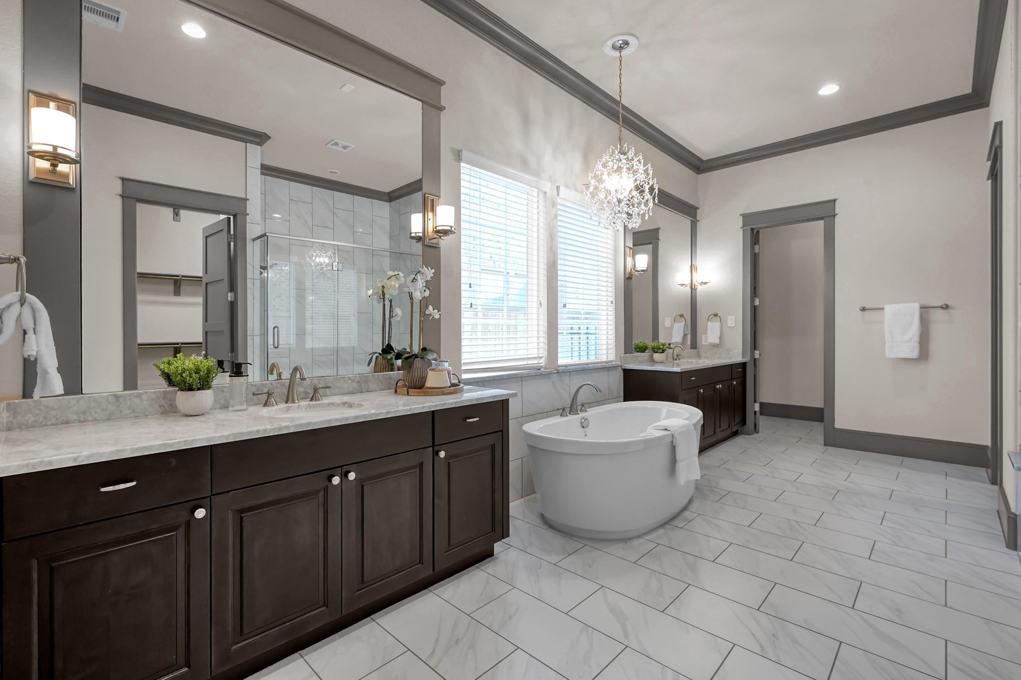 2331 Bottlebrush Lane