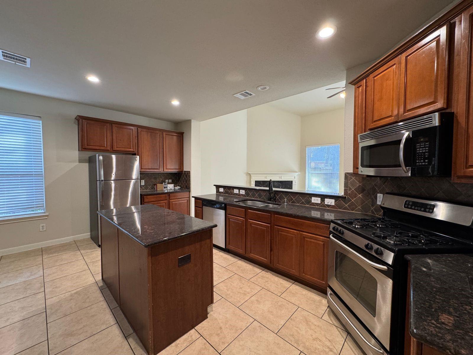 34 Montfair Park Circle